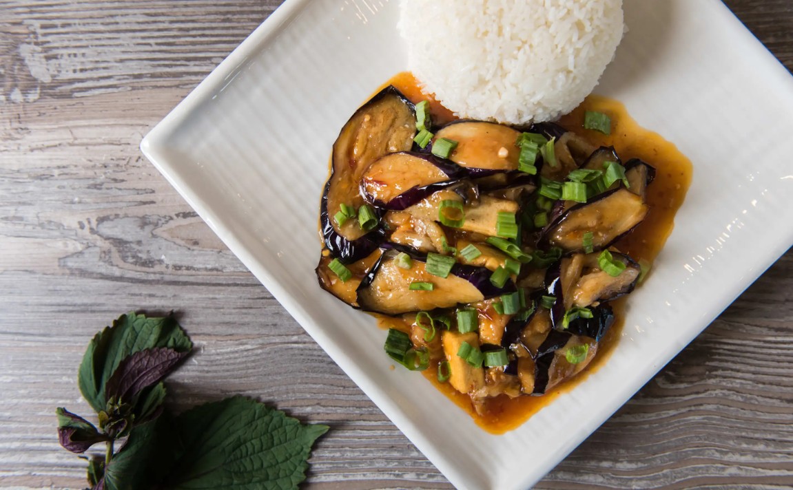The Purple Mint - El Cajon Blvd: food & drinks