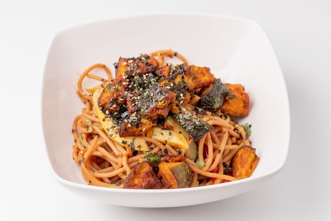 Beyond Vegan Eats: food & drinks