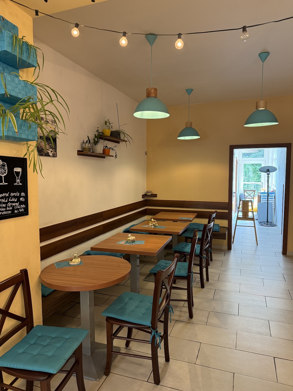 Tu Kafe: the place