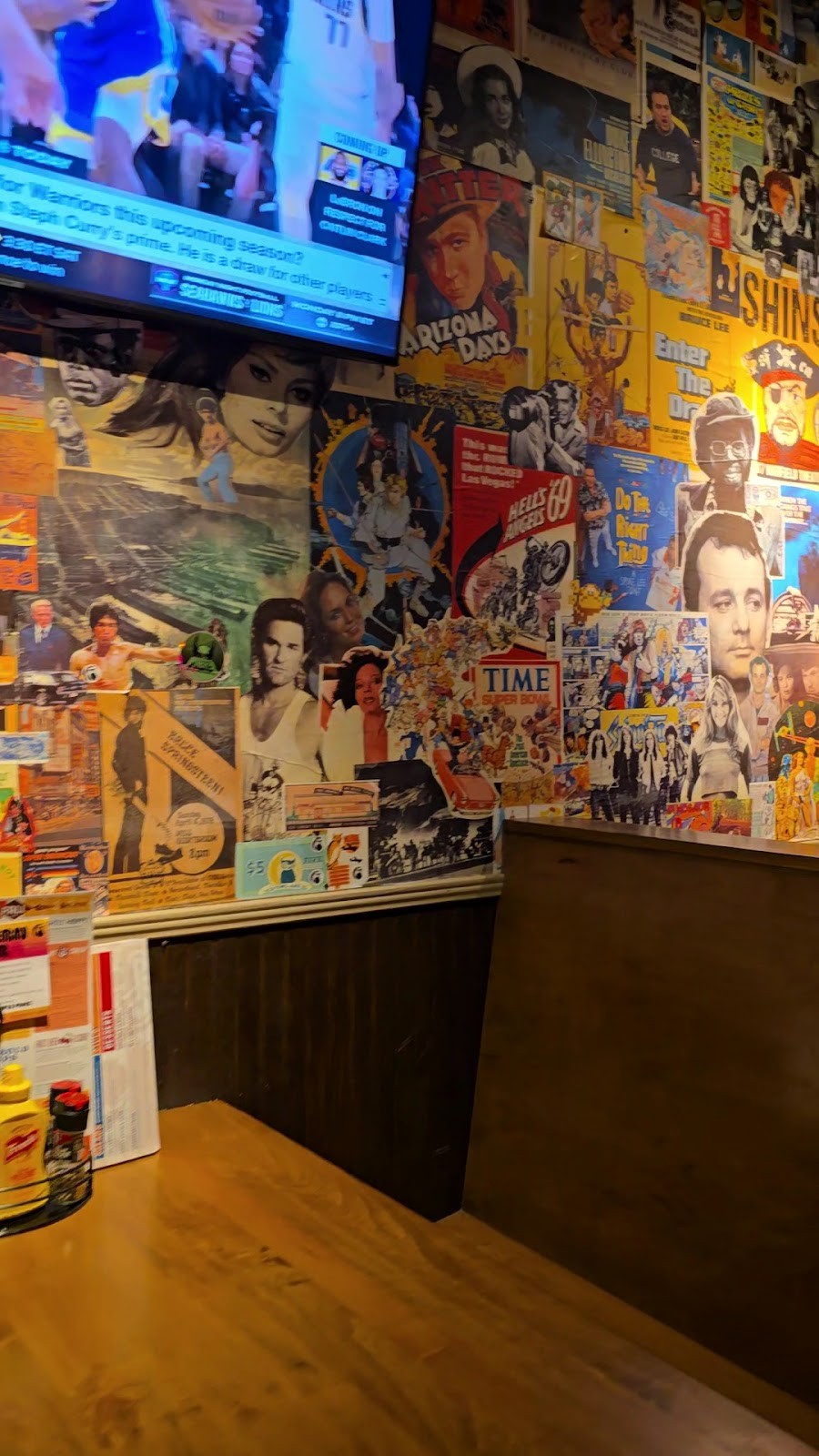 M.L.Rose Neighborhood Pub - Melrose: the place