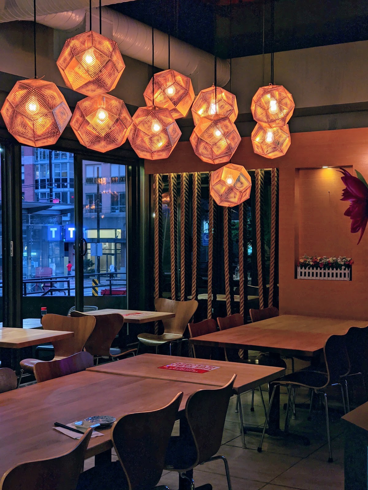 Sushi Maro Japanese Restaurant: the place