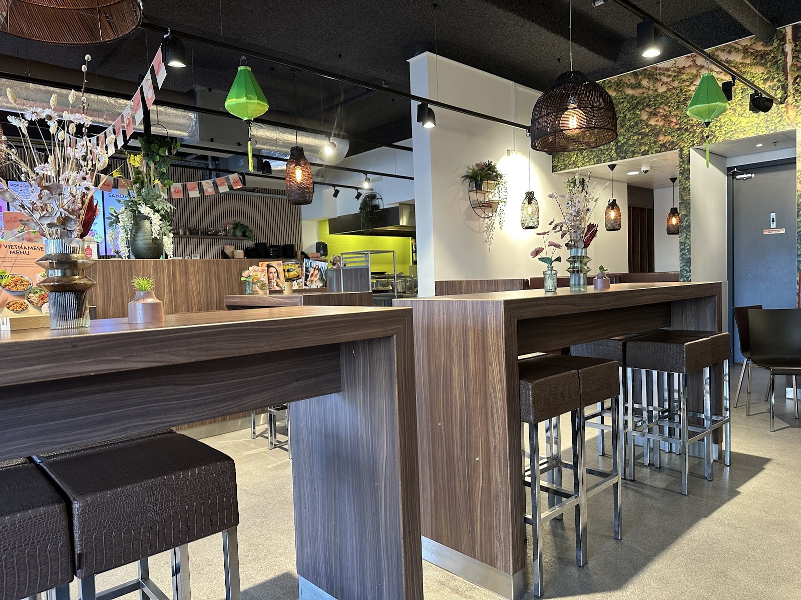 Eazie - Gevers Deynootweg: the place