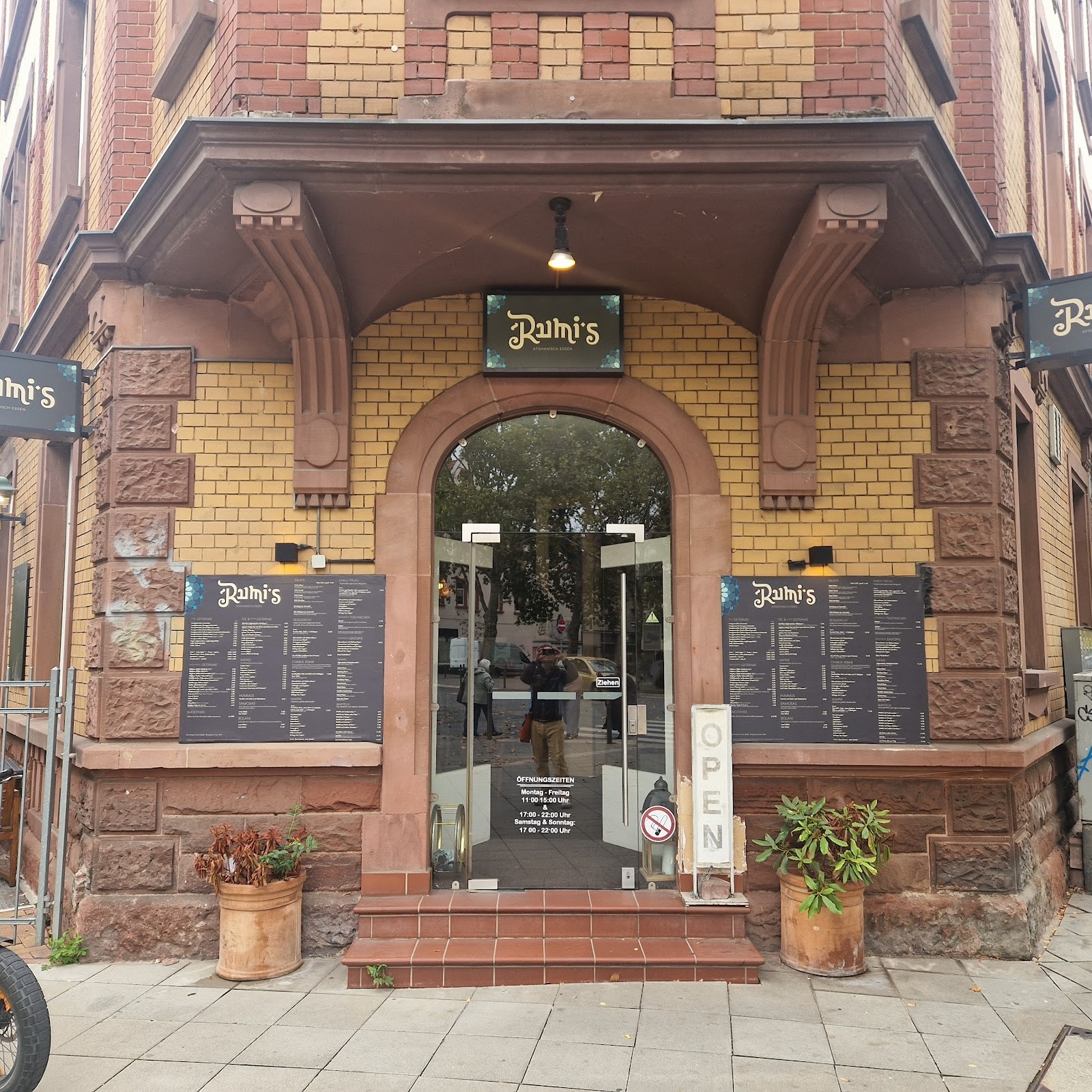 Rumi's: the place