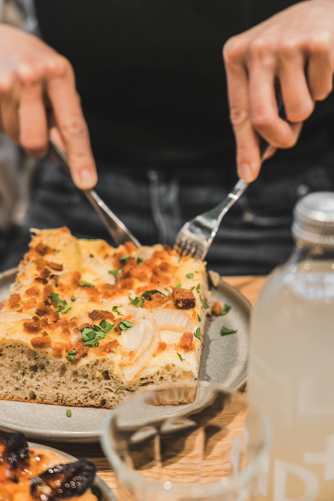 Land&Monkeys Montmartre: food & drinks