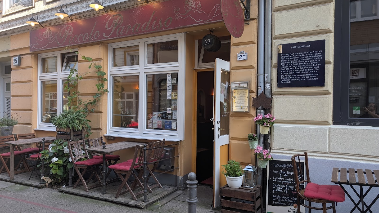 Piccolo Paradiso Vegetarisches Bio Restaurant: the place