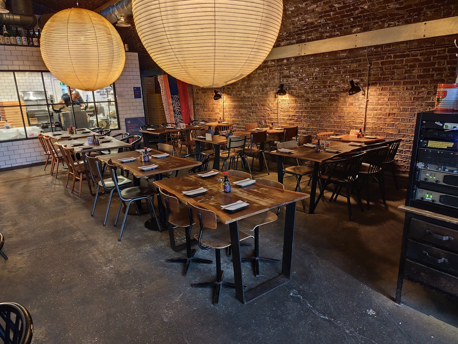 Tonkotsu East: the place