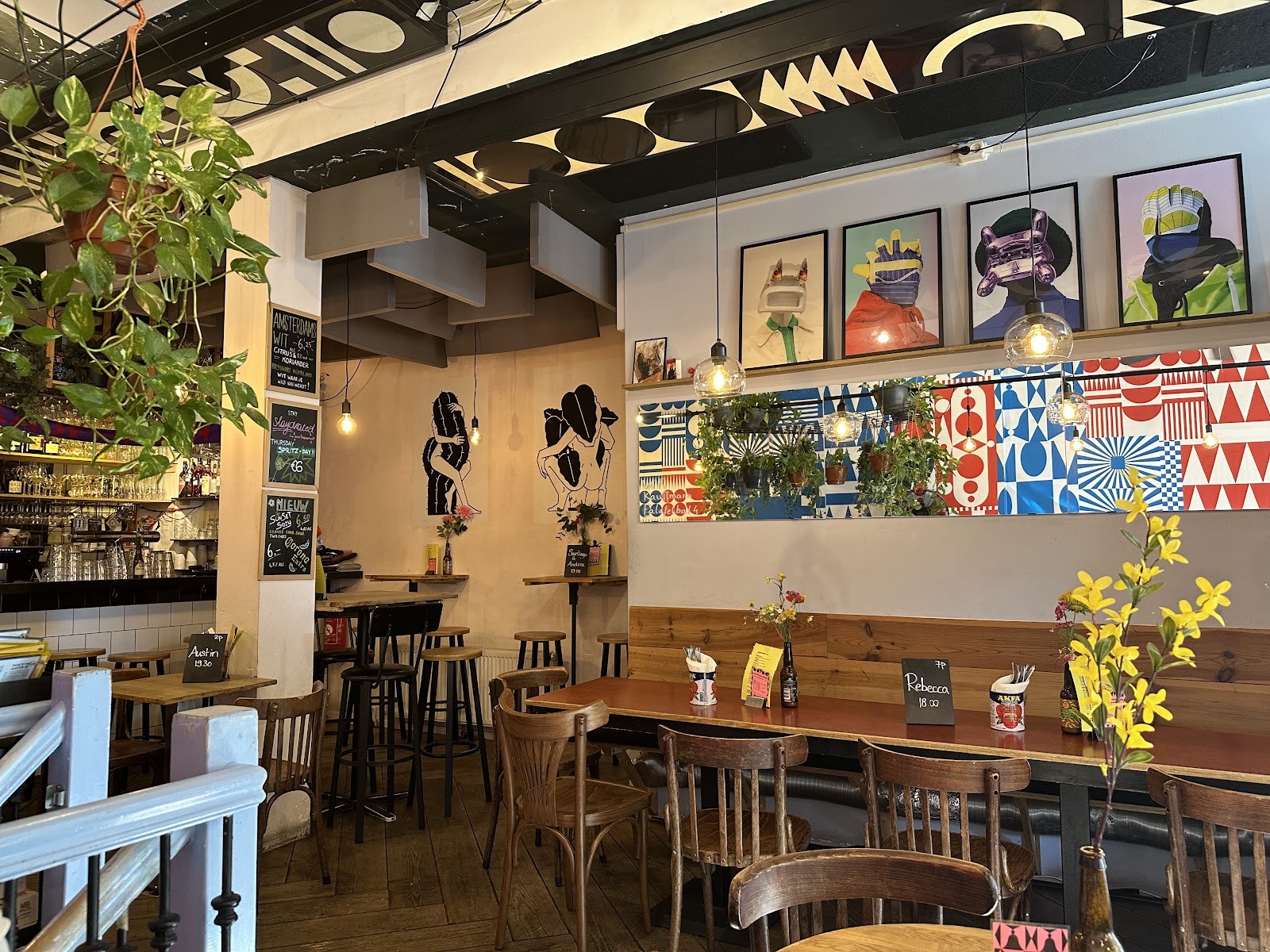 Bar Kauffmann: the place