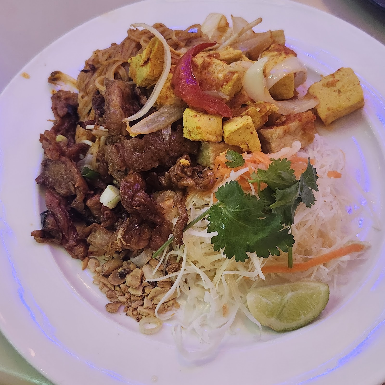 Saigon Lotus: food & drinks