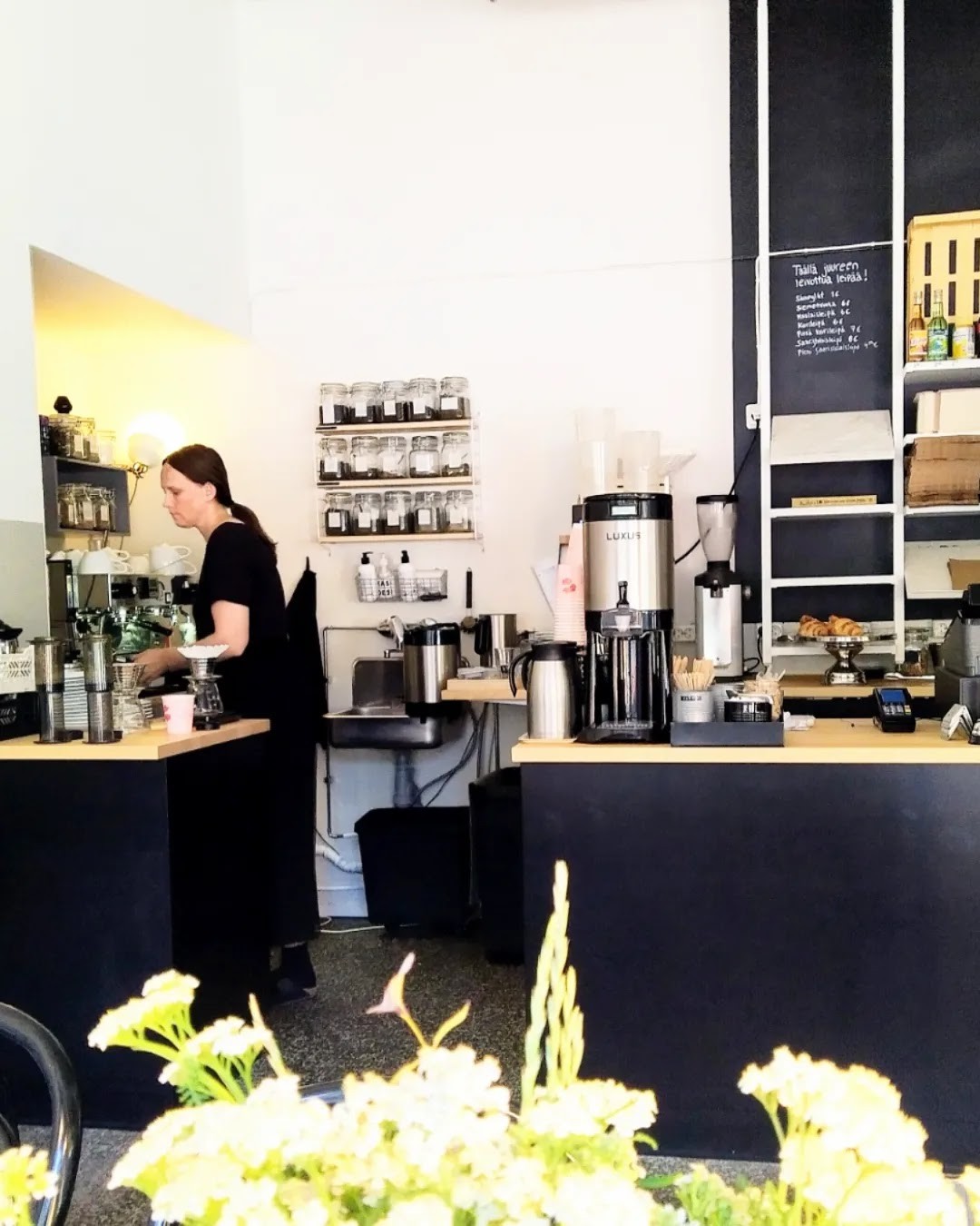 Bon Temps Cafe: the place