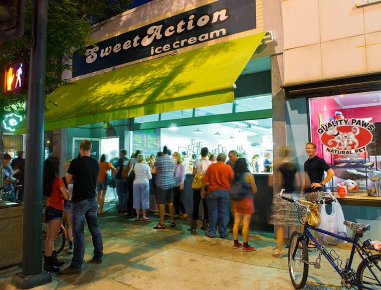 Sweet Action: the place