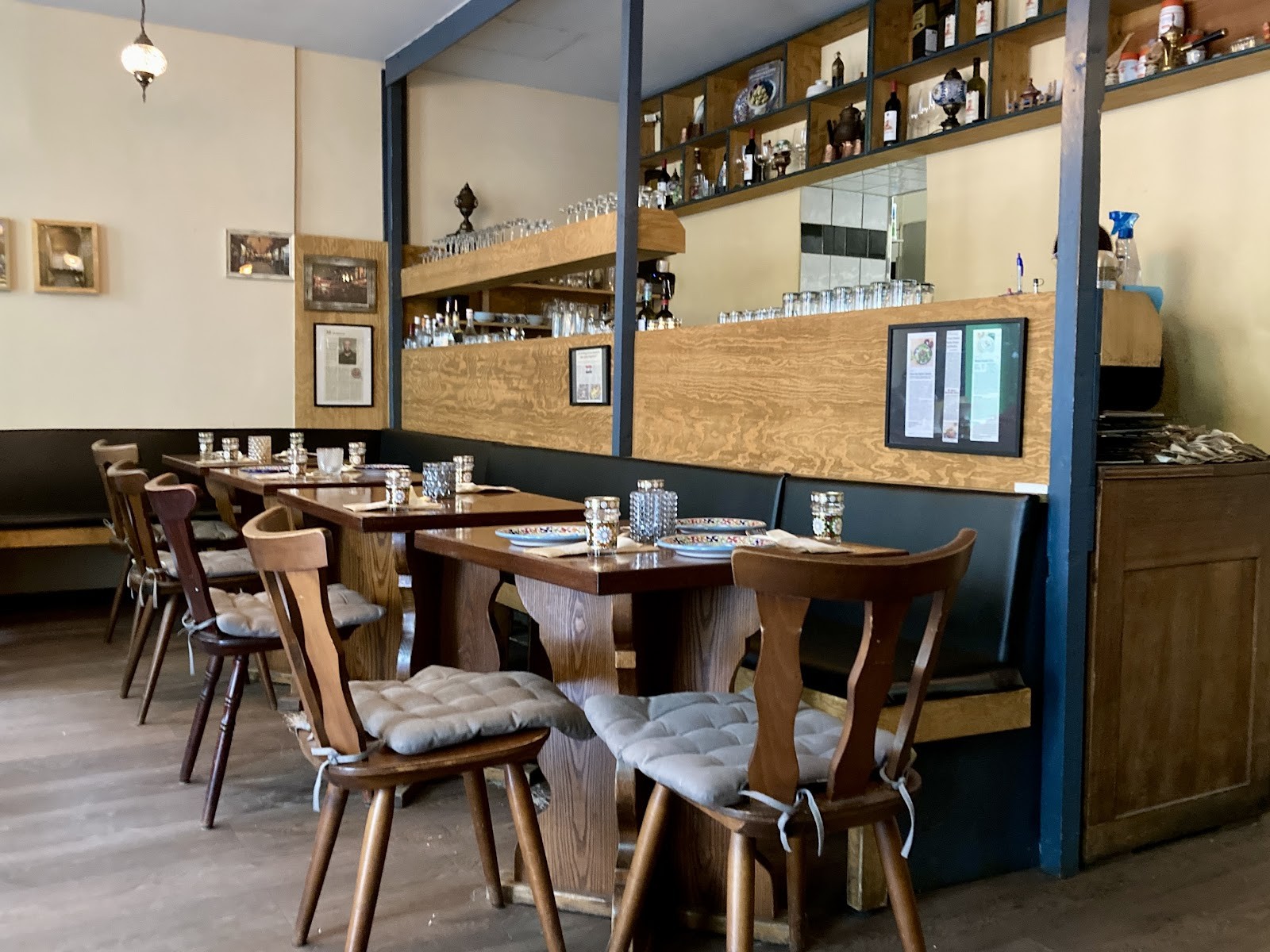 Aleppo Supper Club: the place