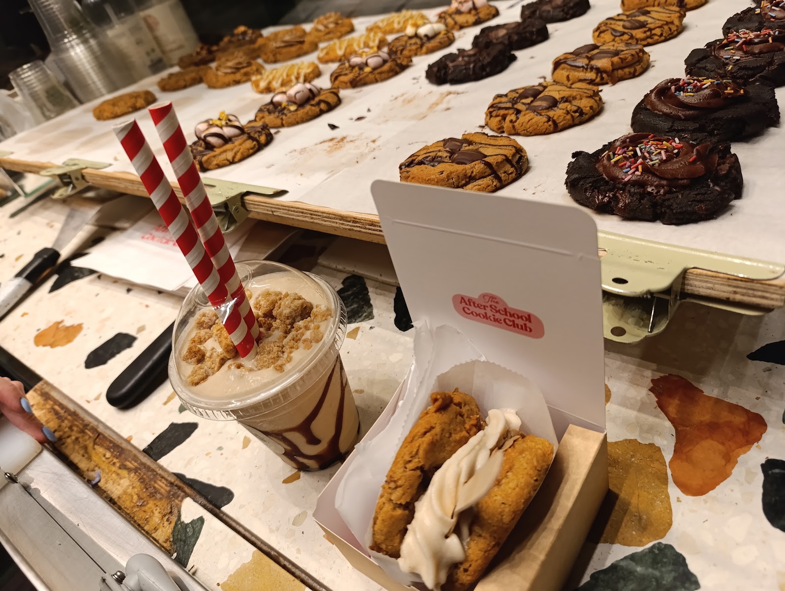 After School Cookie Club: food & drinks