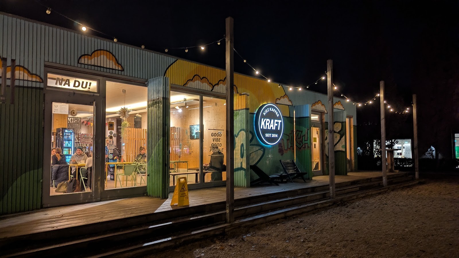 Kiez Kaffee Kraft: the place