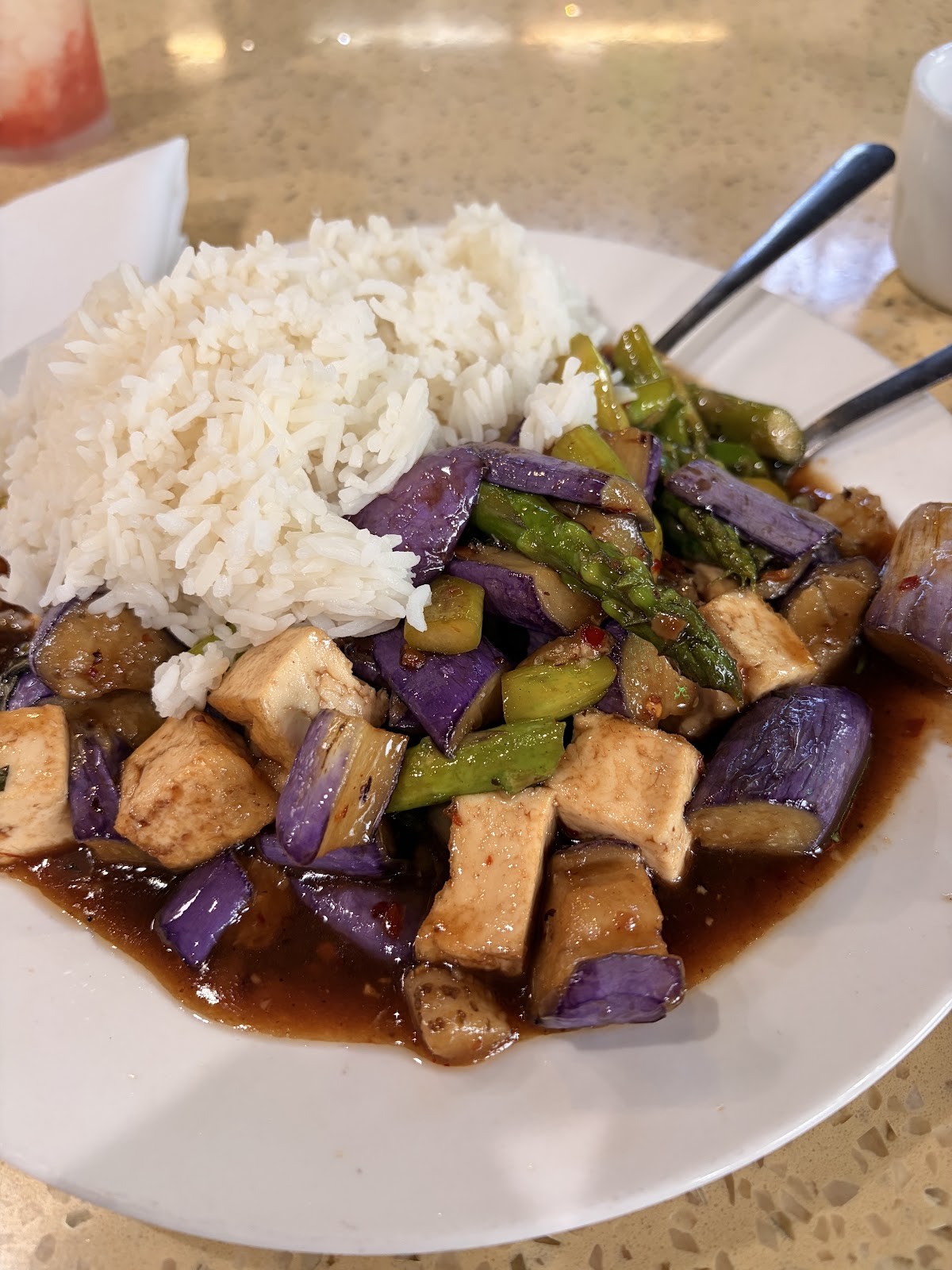 Grasshopper Vegan Restaurant: food & drinks