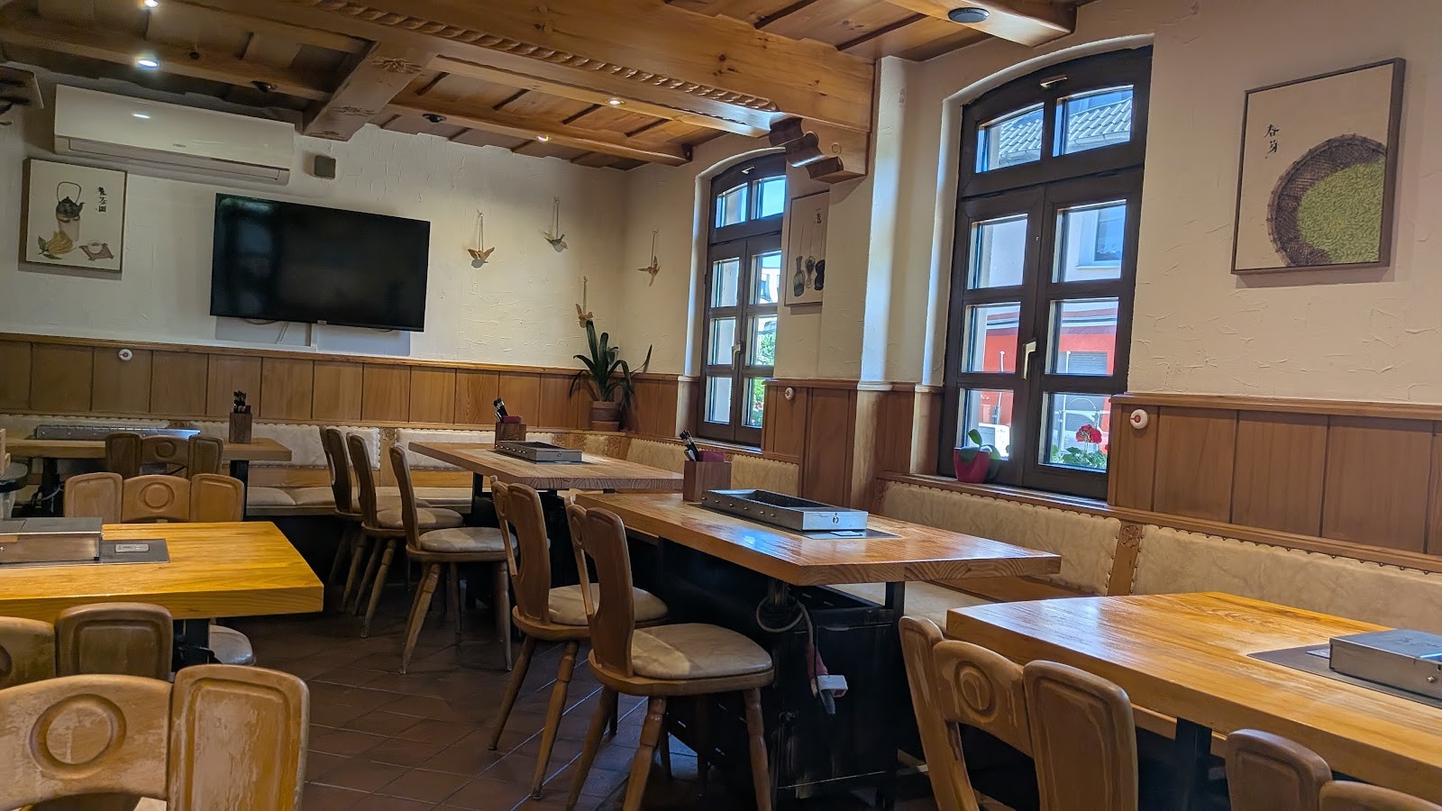 栗园烤吧 Grillhaus Kastanien: the place