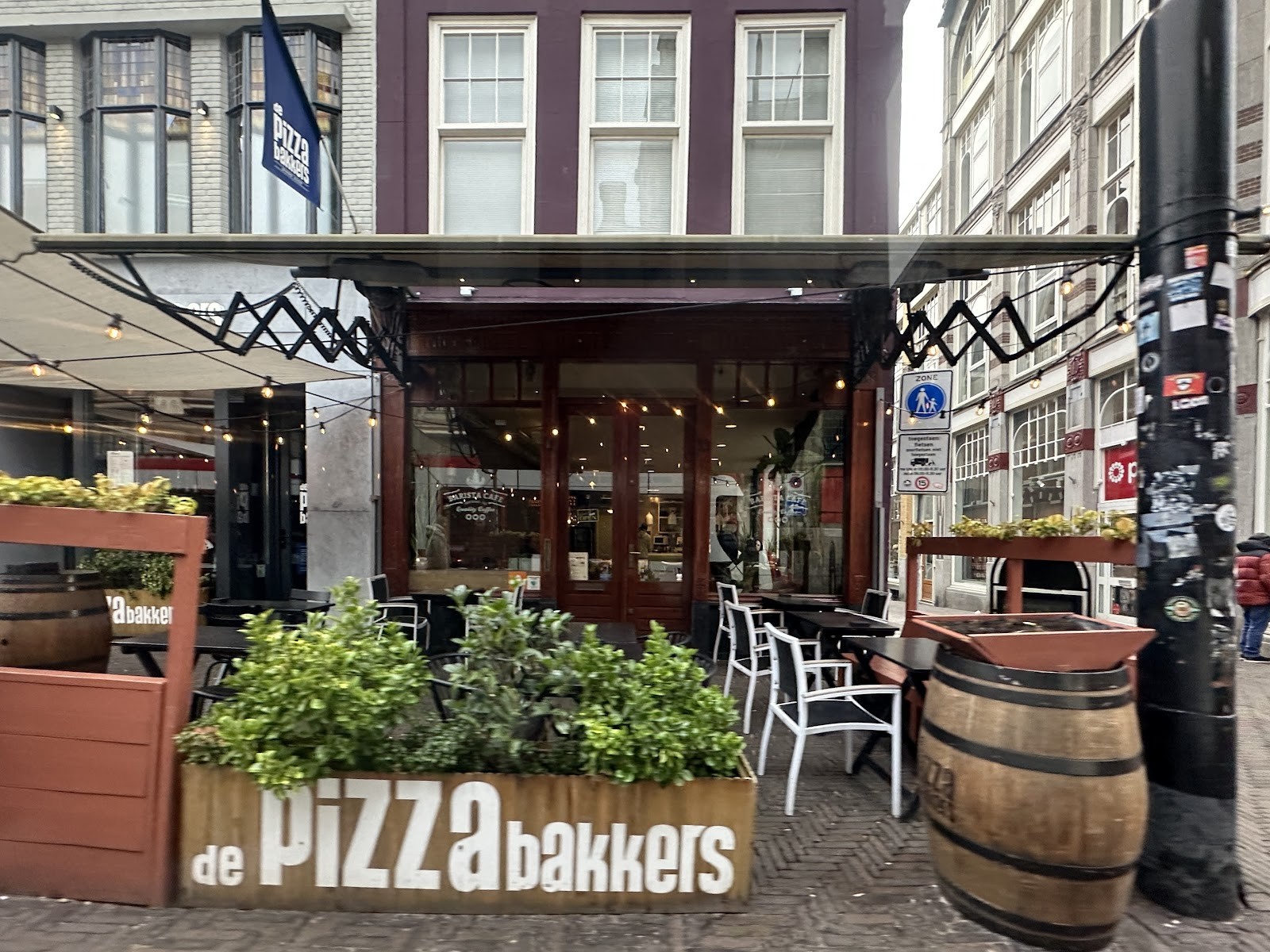 De Pizzabakkers Dagelijkse Groenmarkt Den Haag: the place