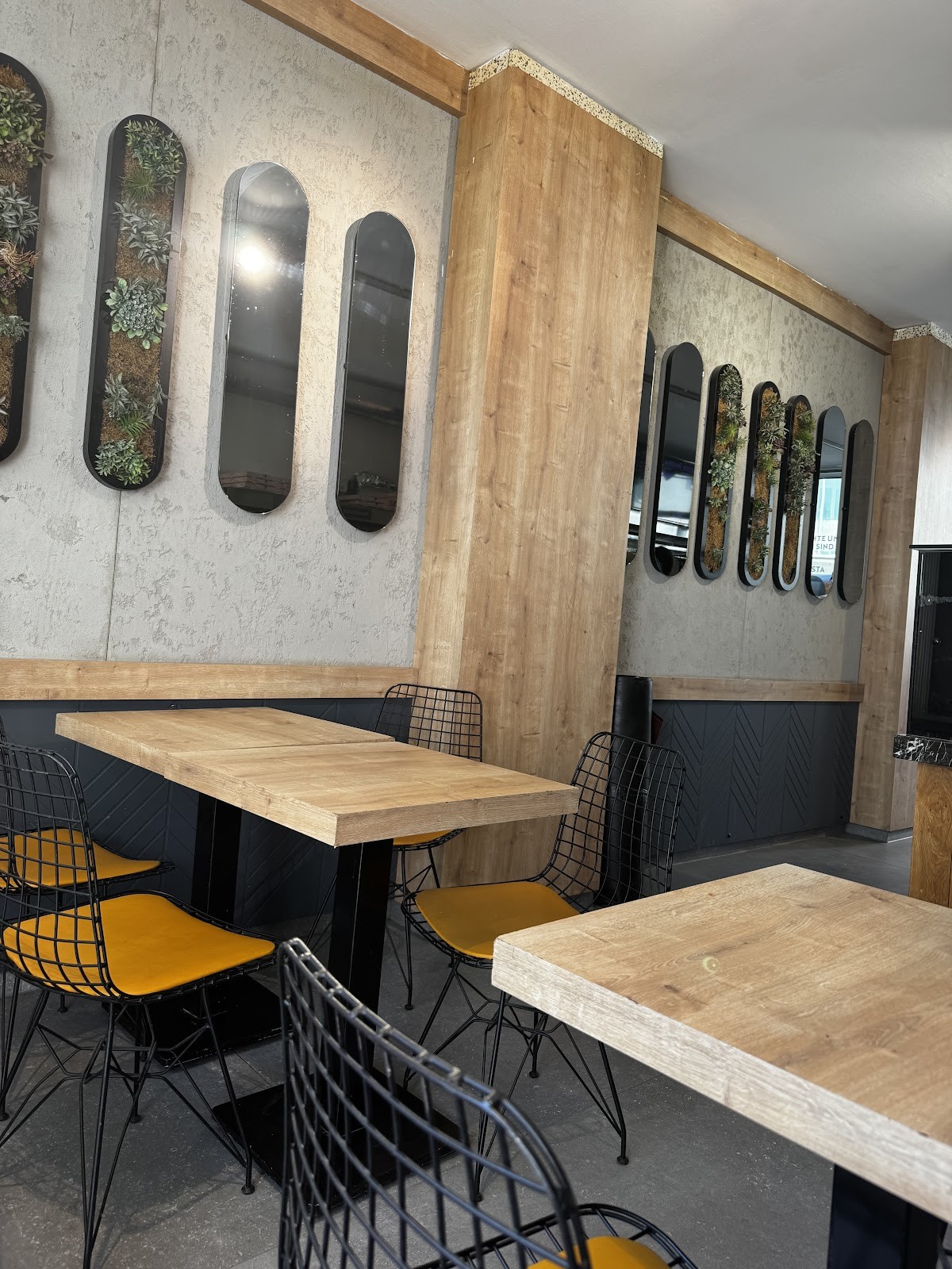 Djudi Schnellrestaurant: the place
