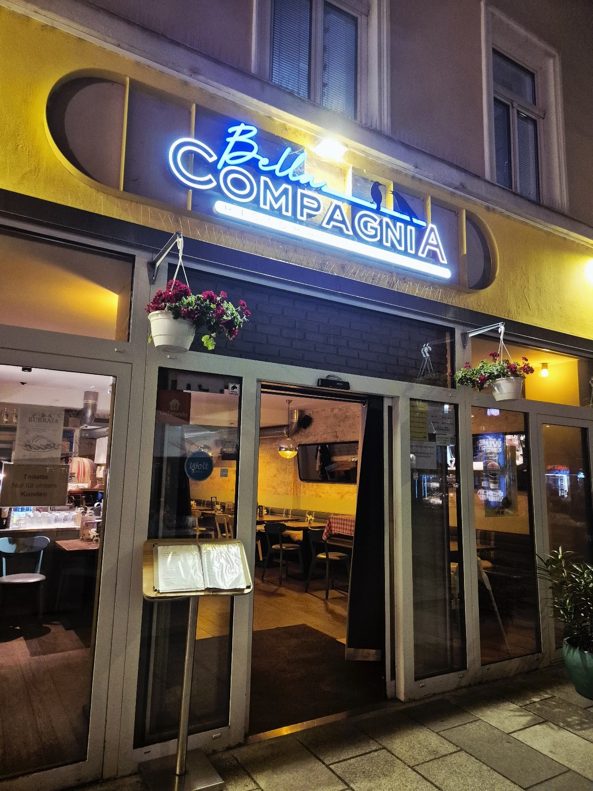 Bella CompagniA Meidling: the place