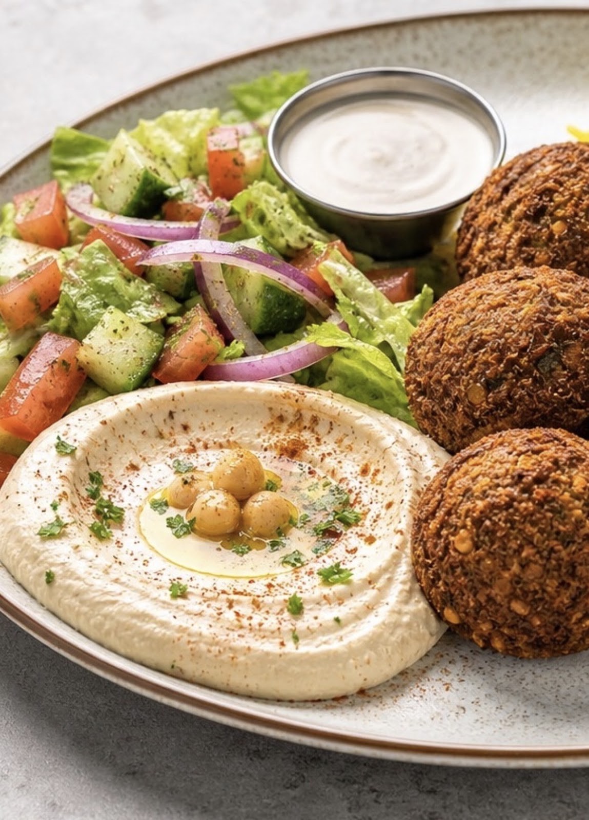 Falafel & Grill: food & drinks
