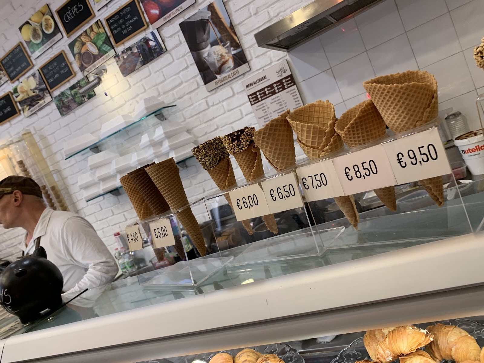 Gelateria Sweet Life: the place