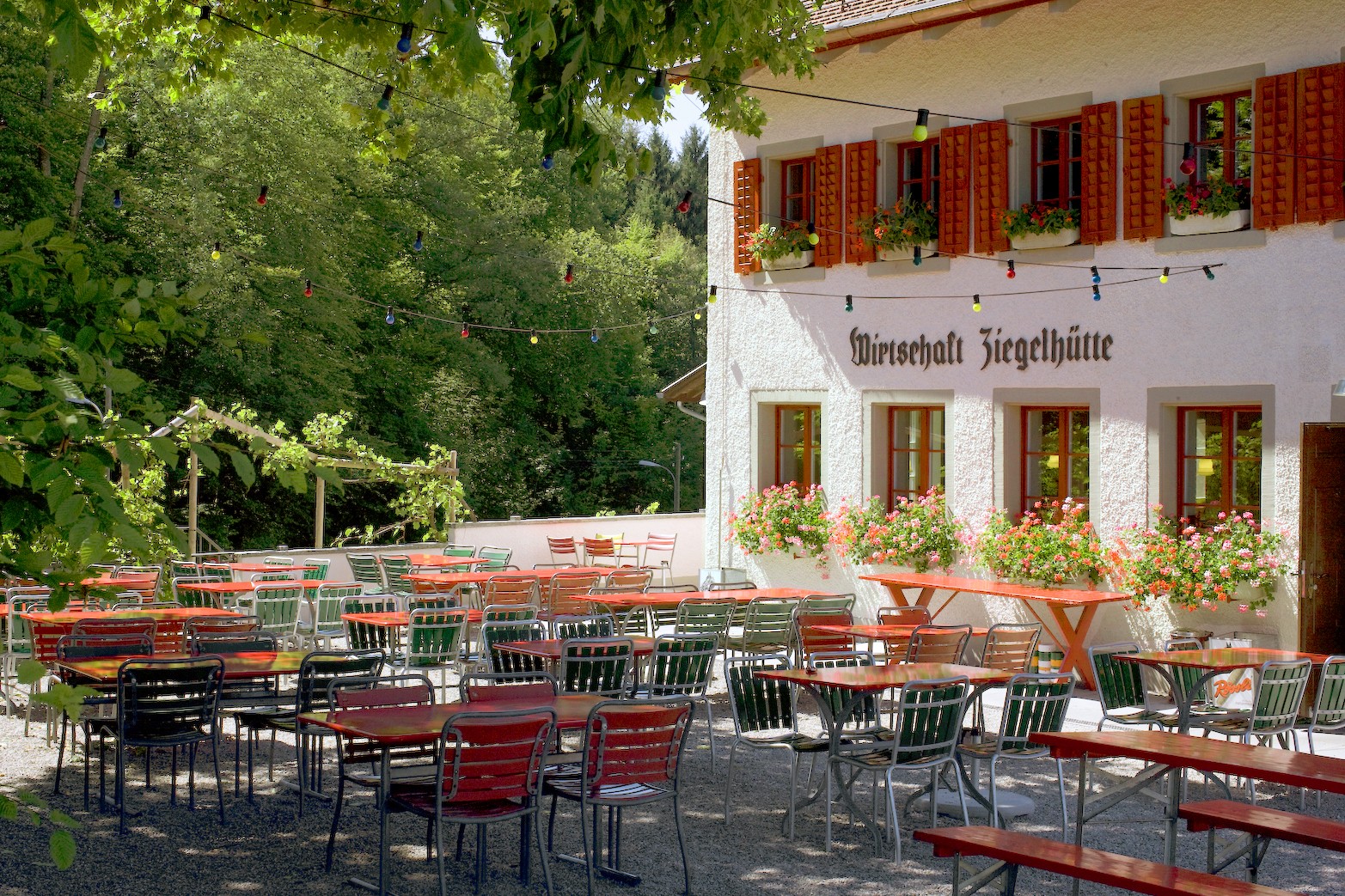 Wirtschaft Ziegelhütte: the place