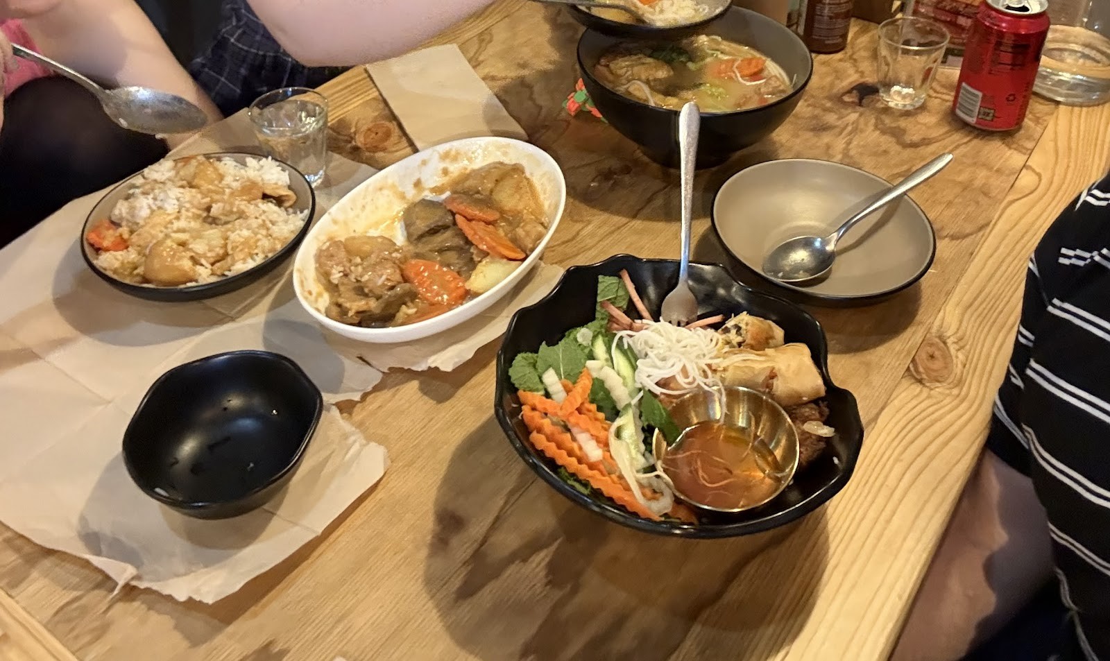 Vina Vegan Restaurant: food & drinks