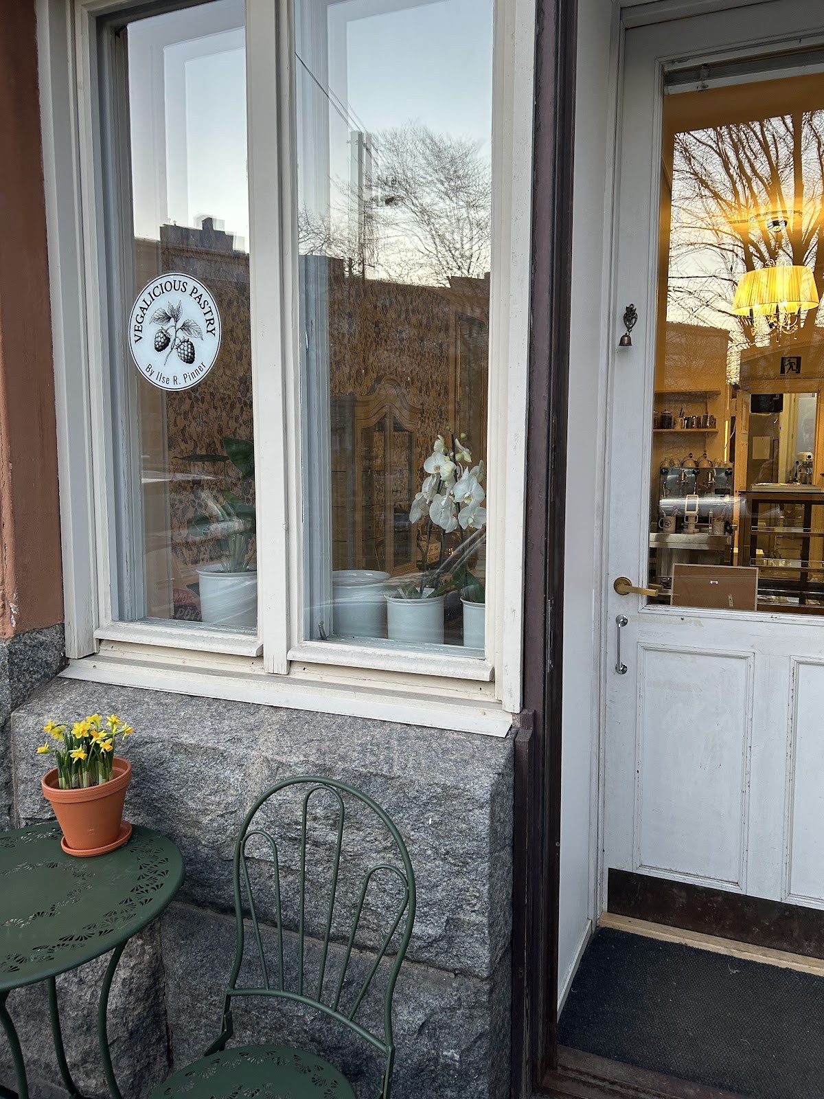 Vegalicious Pastry: the place