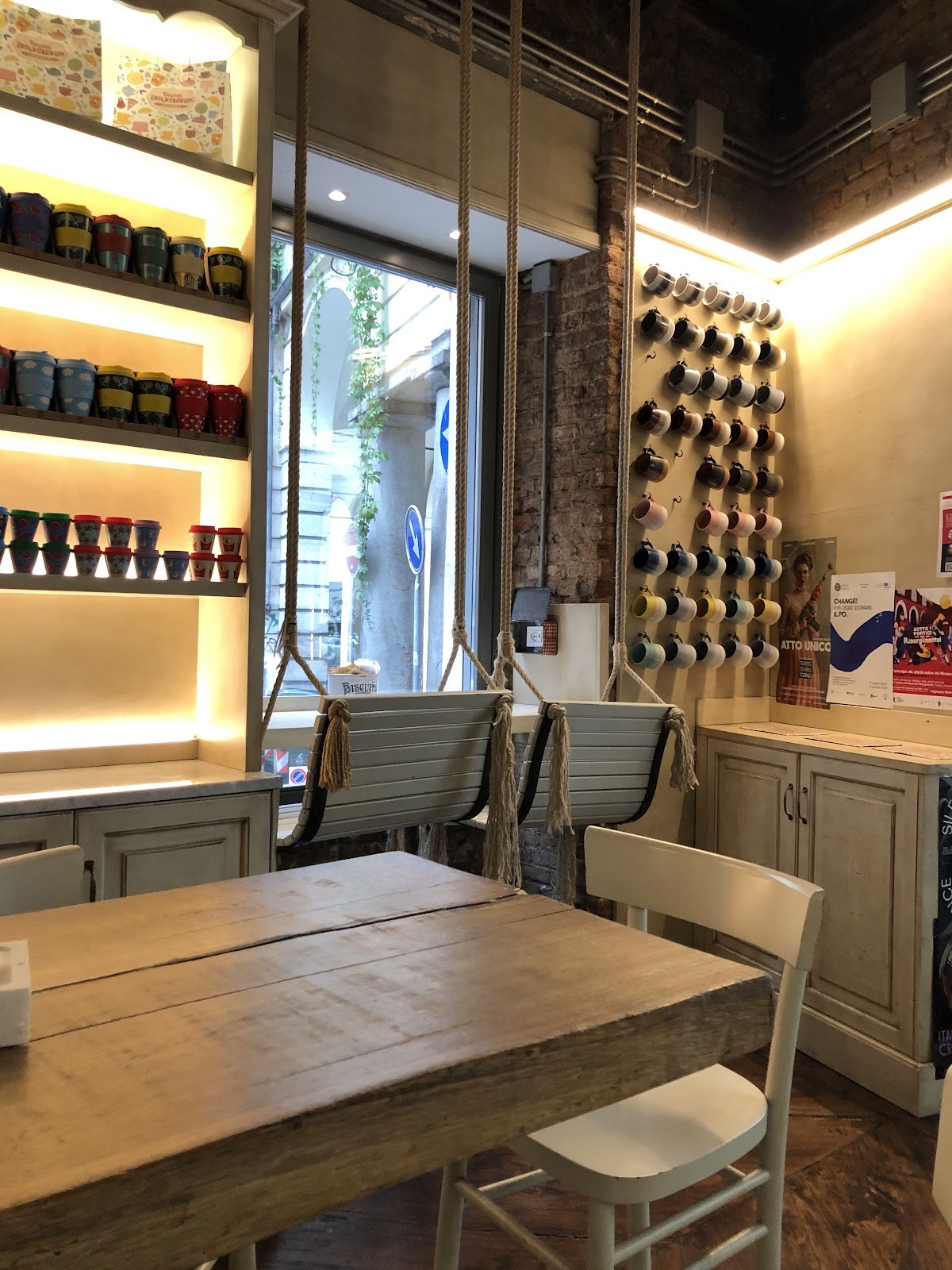 Torteria Berlicabarbis - Via Po: the place