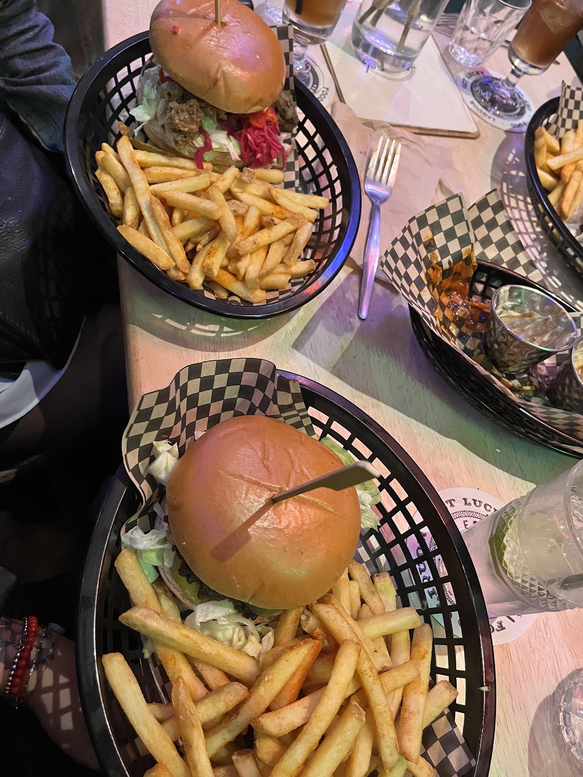 Paradise Palms: food & drinks