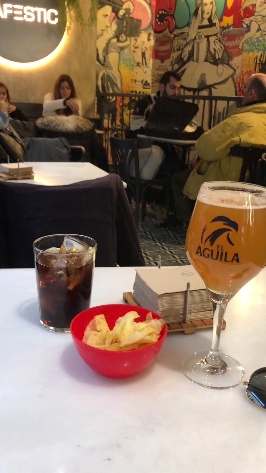Cafestic: the place