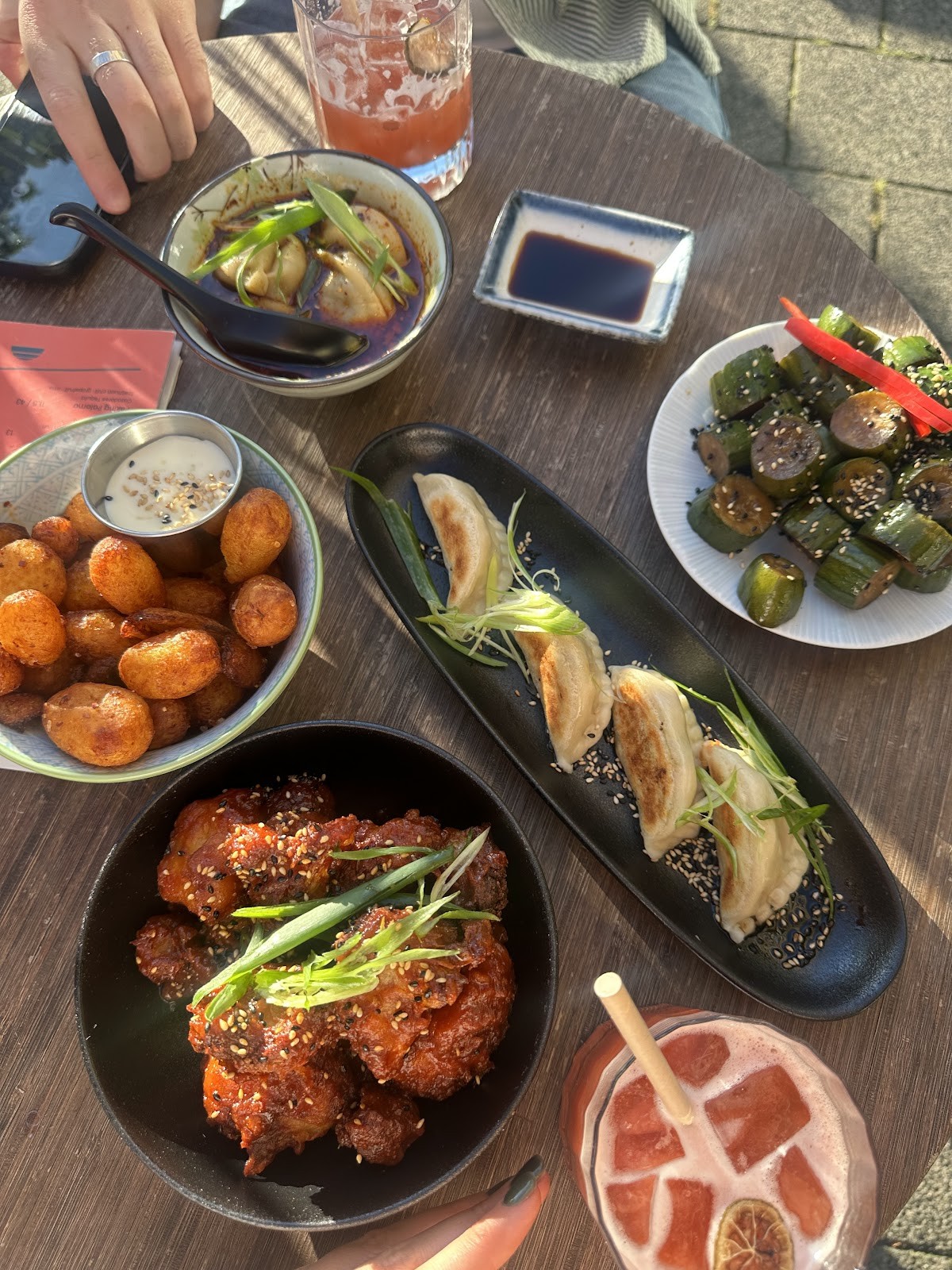 Veganees | Vegan Aziatisch Streetfood Restaurant: food & drinks