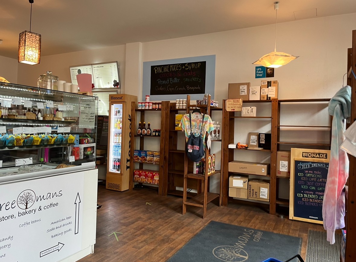 Treemans Store, Bakery & Coffee: the place
