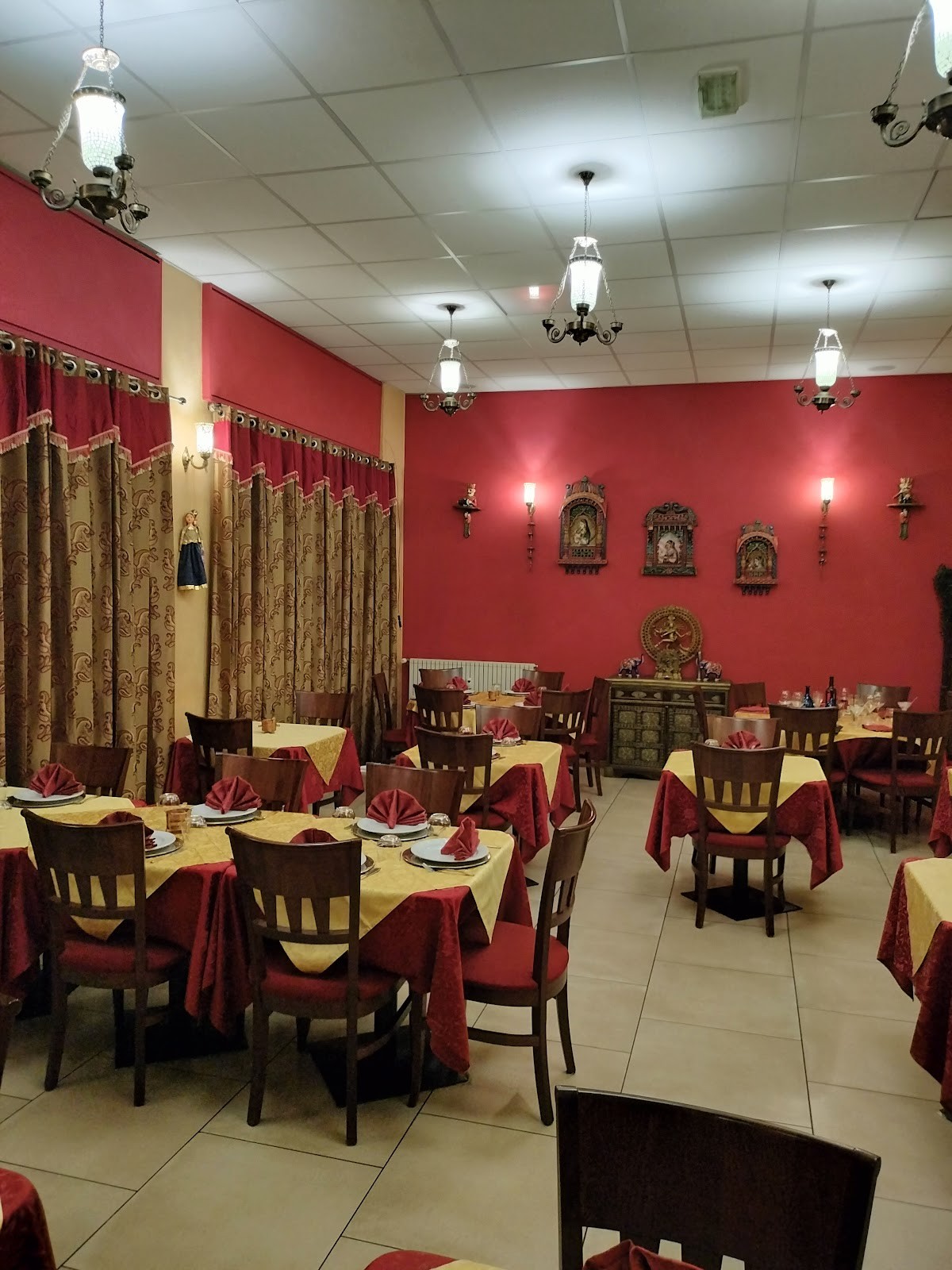 Zaika Ristorante Indiano: the place