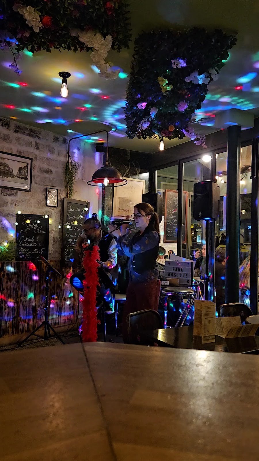 Caprice Café: the place