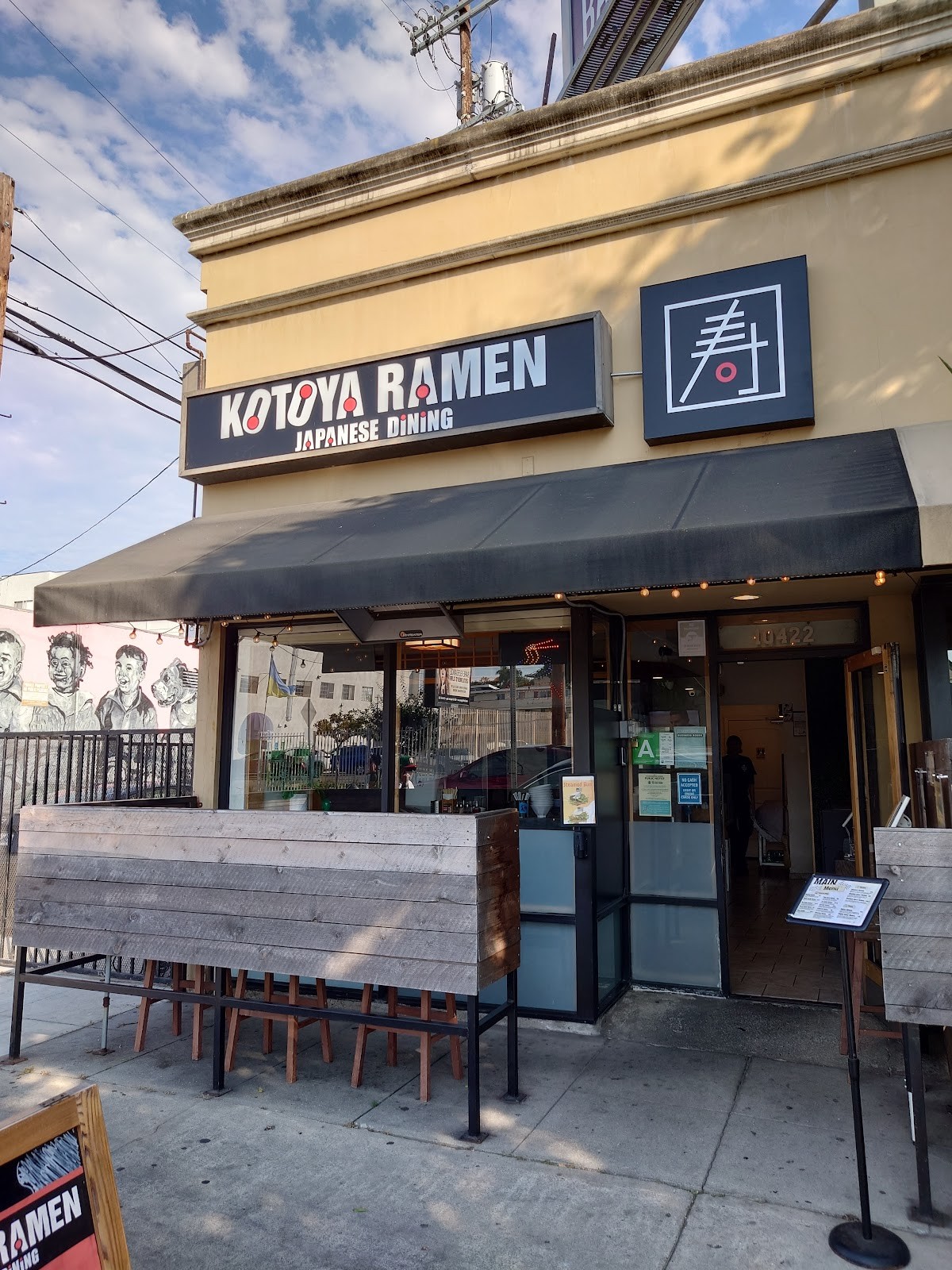 KOTOYA JAPANESE RAMEN: the place