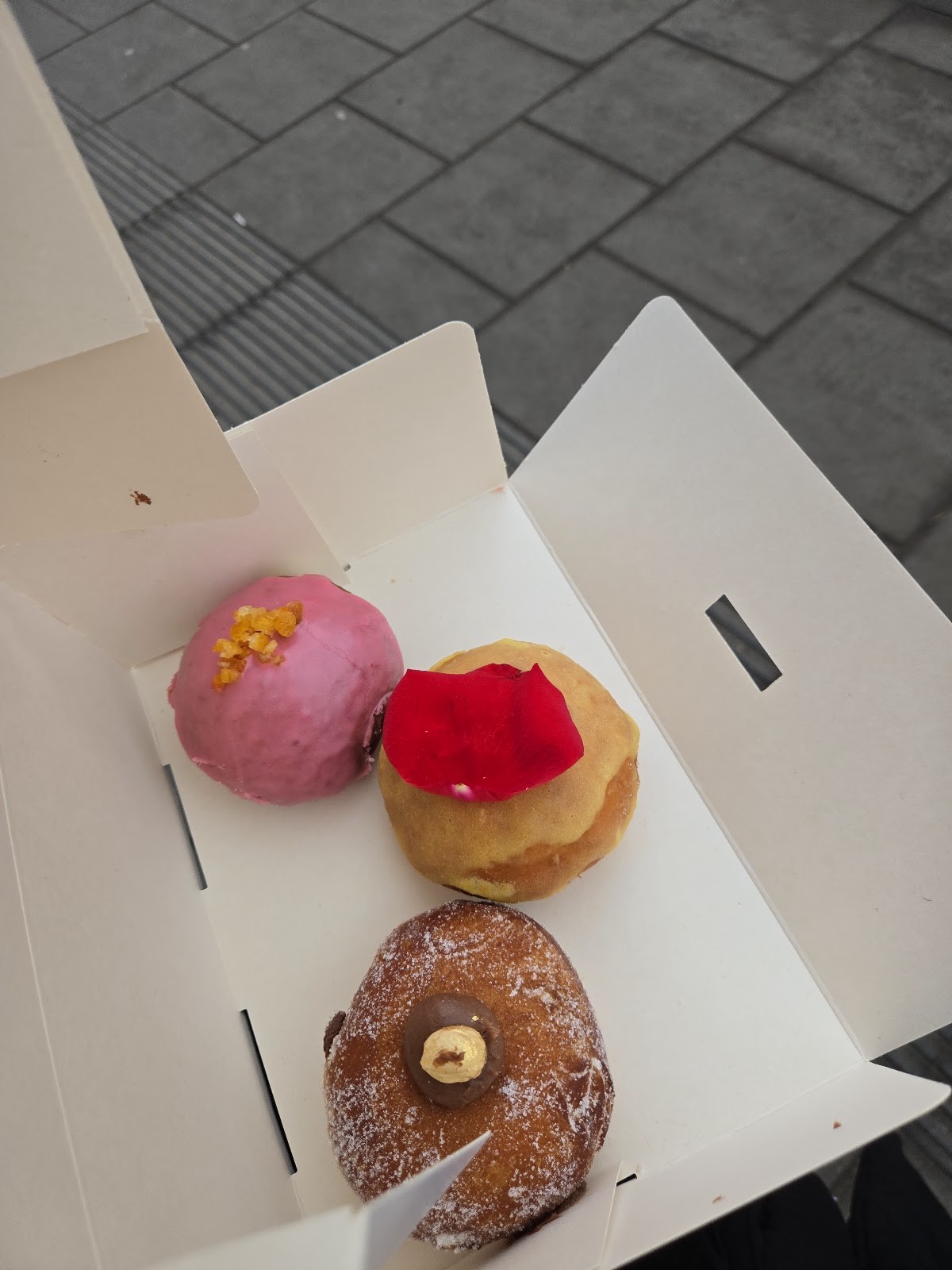BAJA Vegan Patisserie: food & drinks