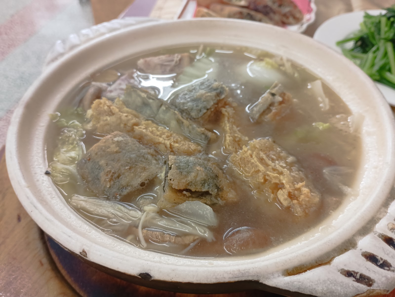 Mingdu Nature Vegetarian Restaurant - 明都大自然素食館: food & drinks