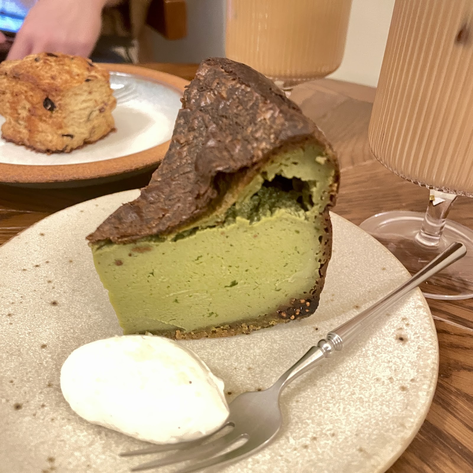 mute Milk Coffee & Bake: food & drinks