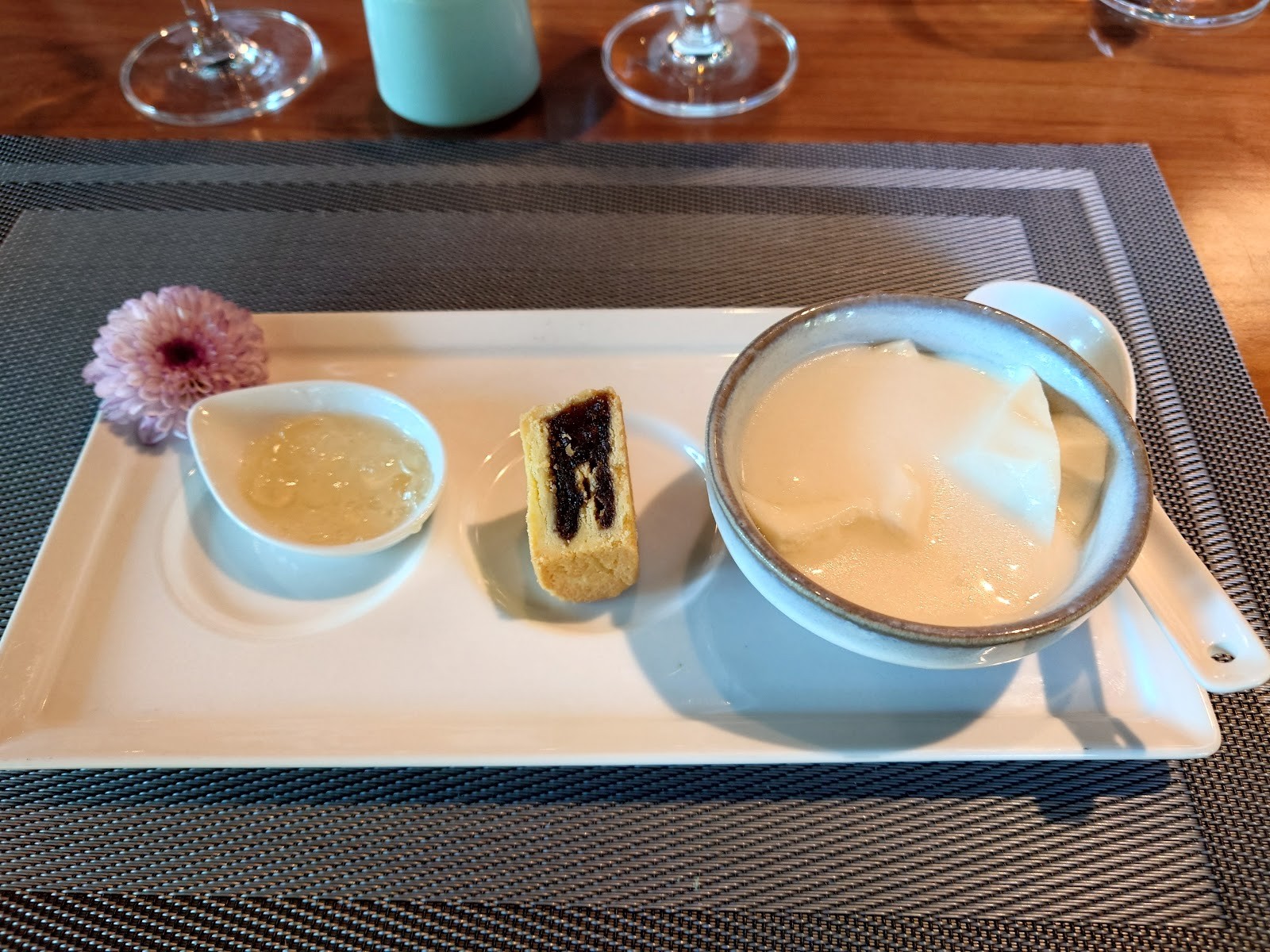 Yangming Spring: food & drinks