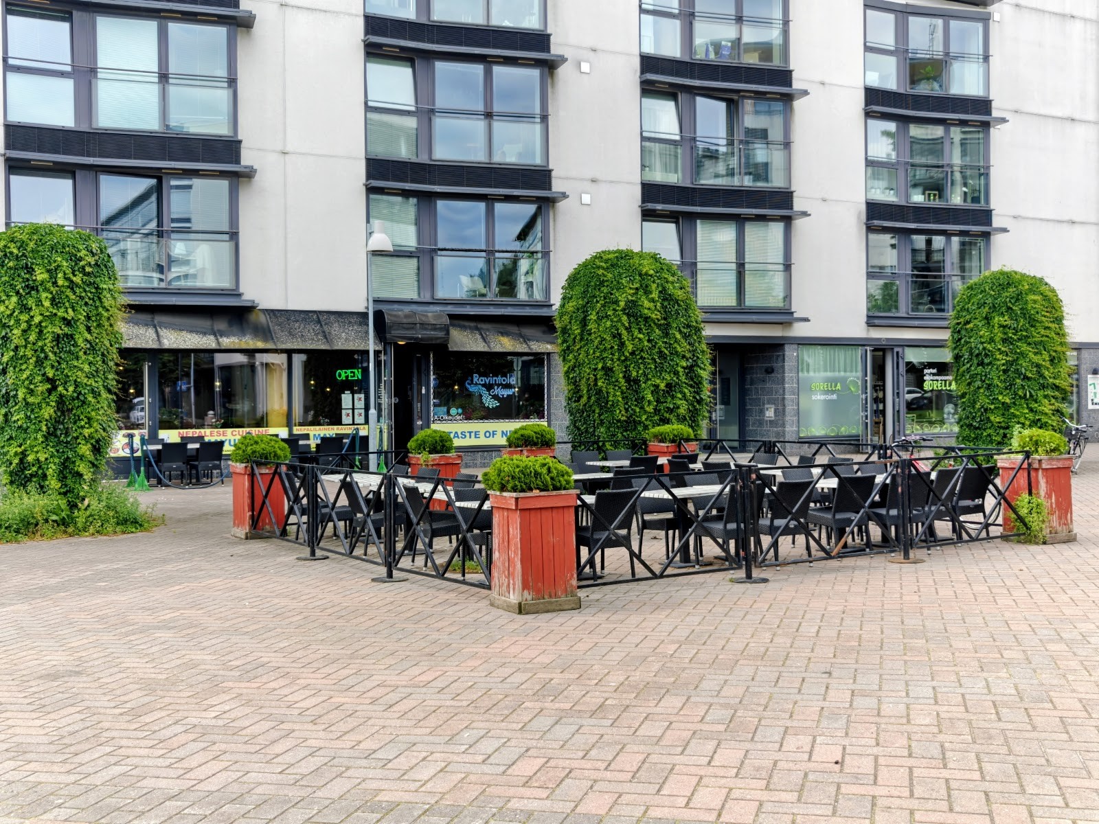 Ravintola Mayur: the place