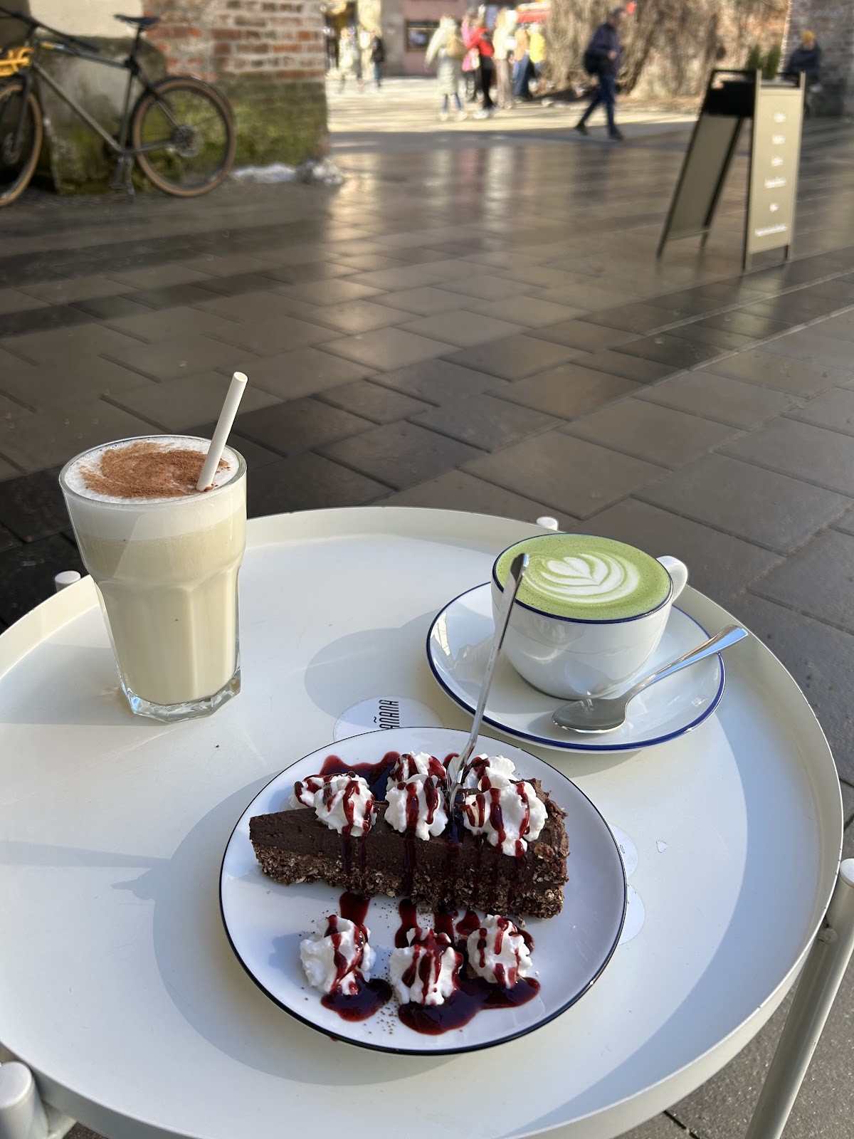 Keep Banana Coffee & Gelato: food & drinks