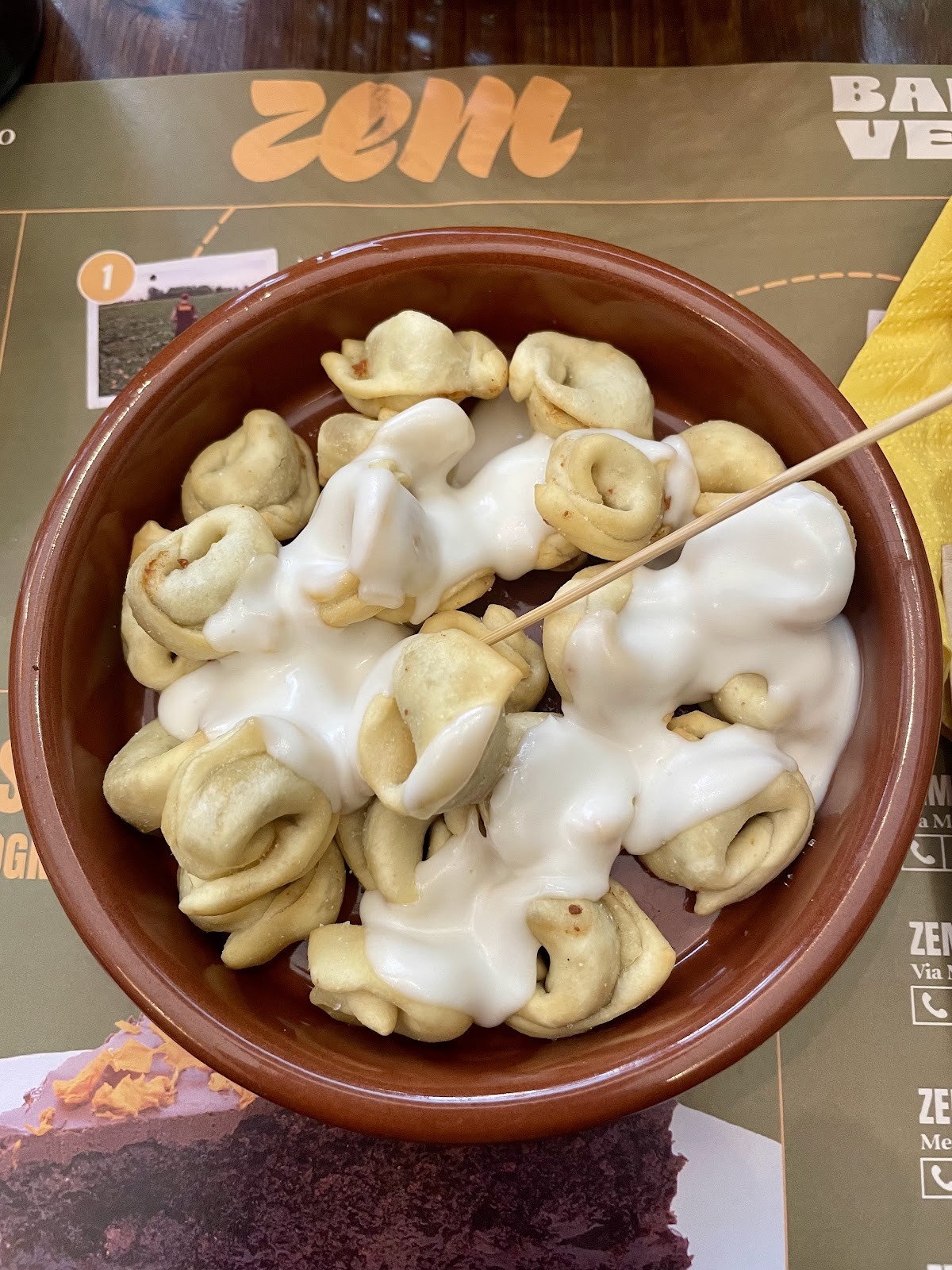 ZEM Vegan Bistrot: food & drinks