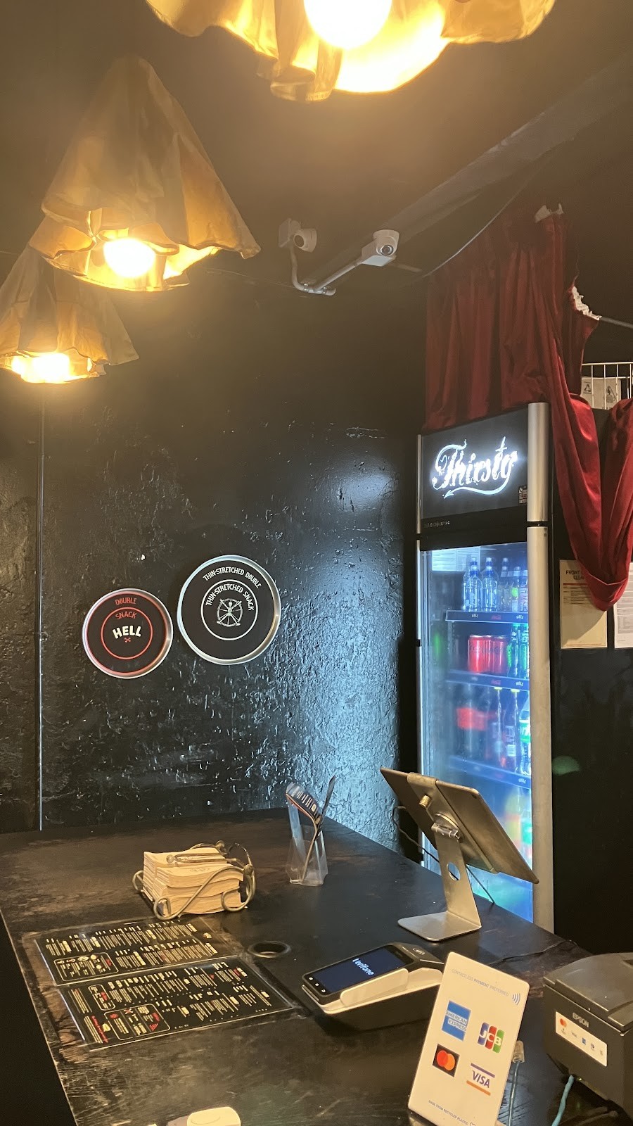 Hell Pizza Kohimarama: the place