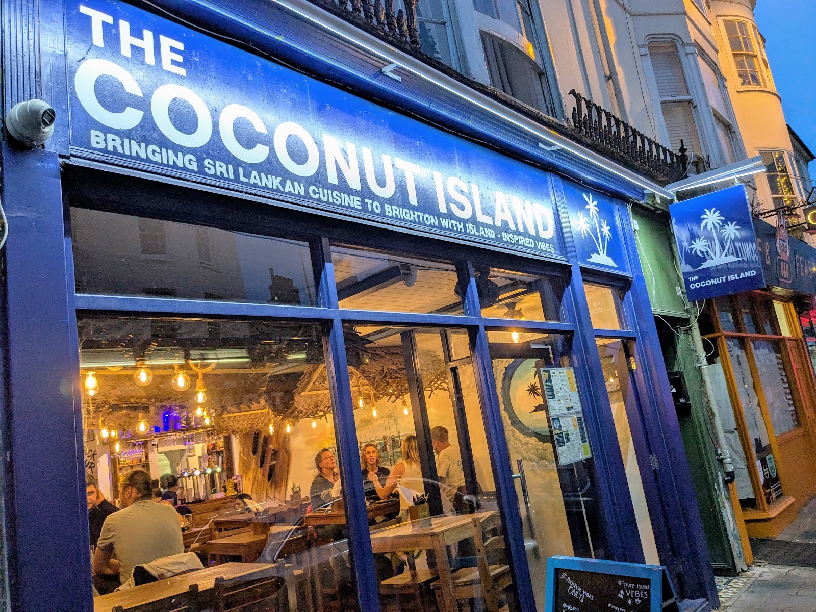 The Coconut Island: the place
