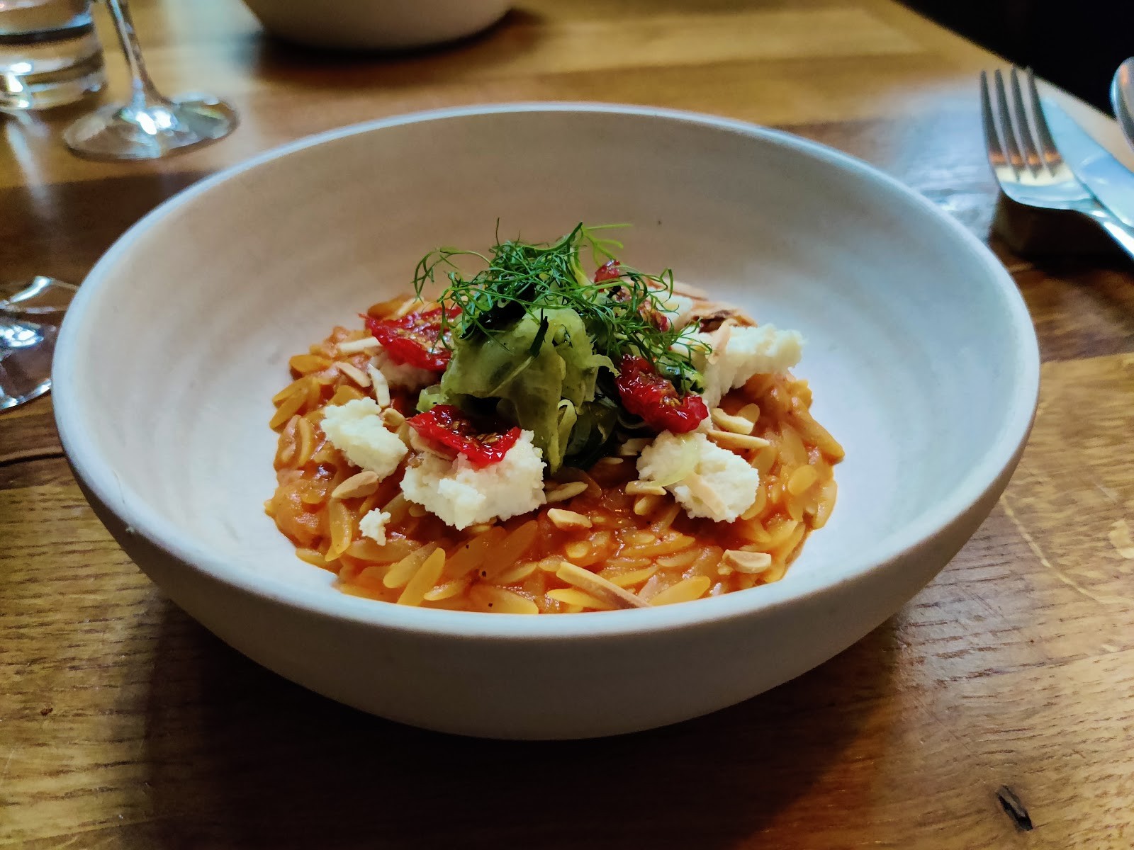 Bistro Lupa: food & drinks