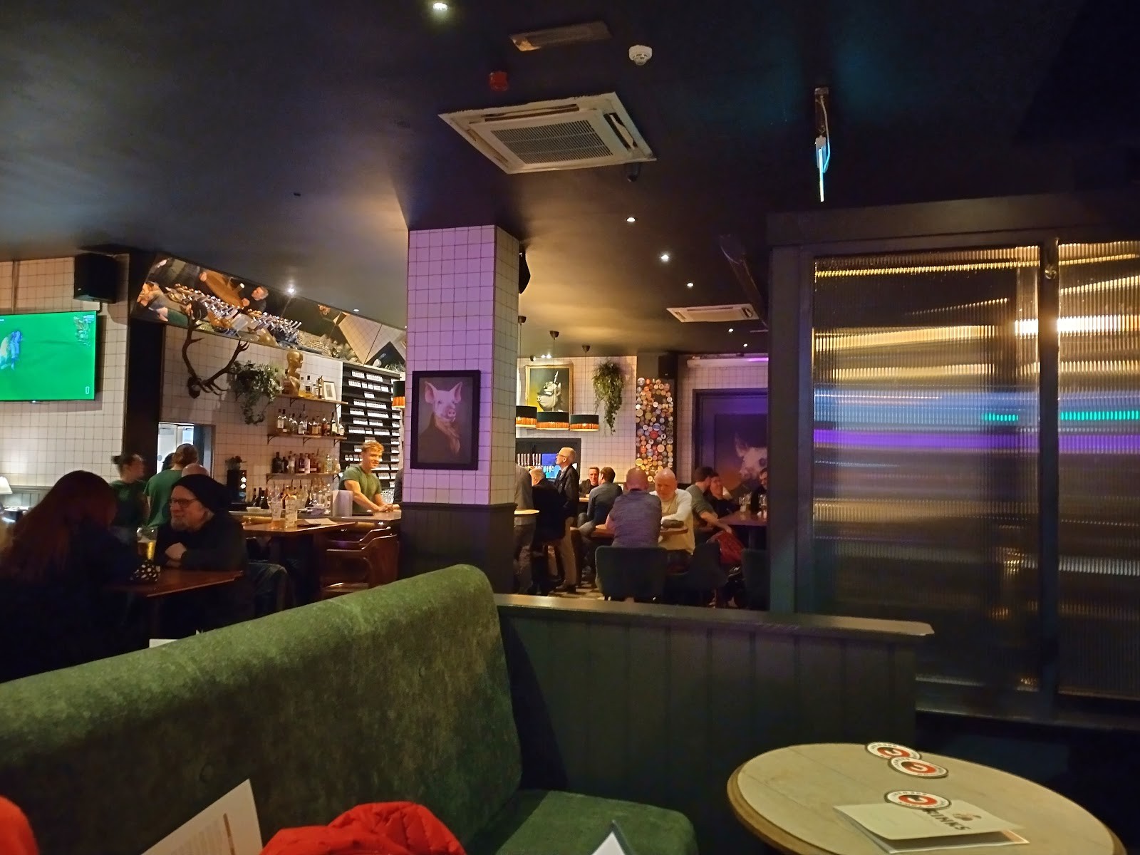 The Crafty Swine: the place