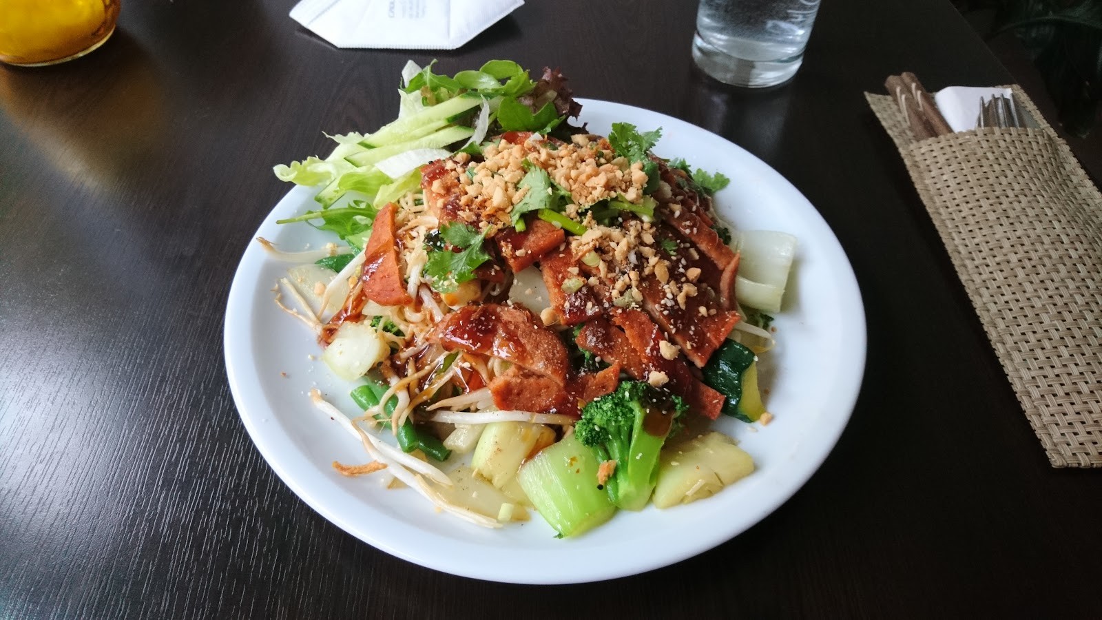 Tiger Club: food & drinks