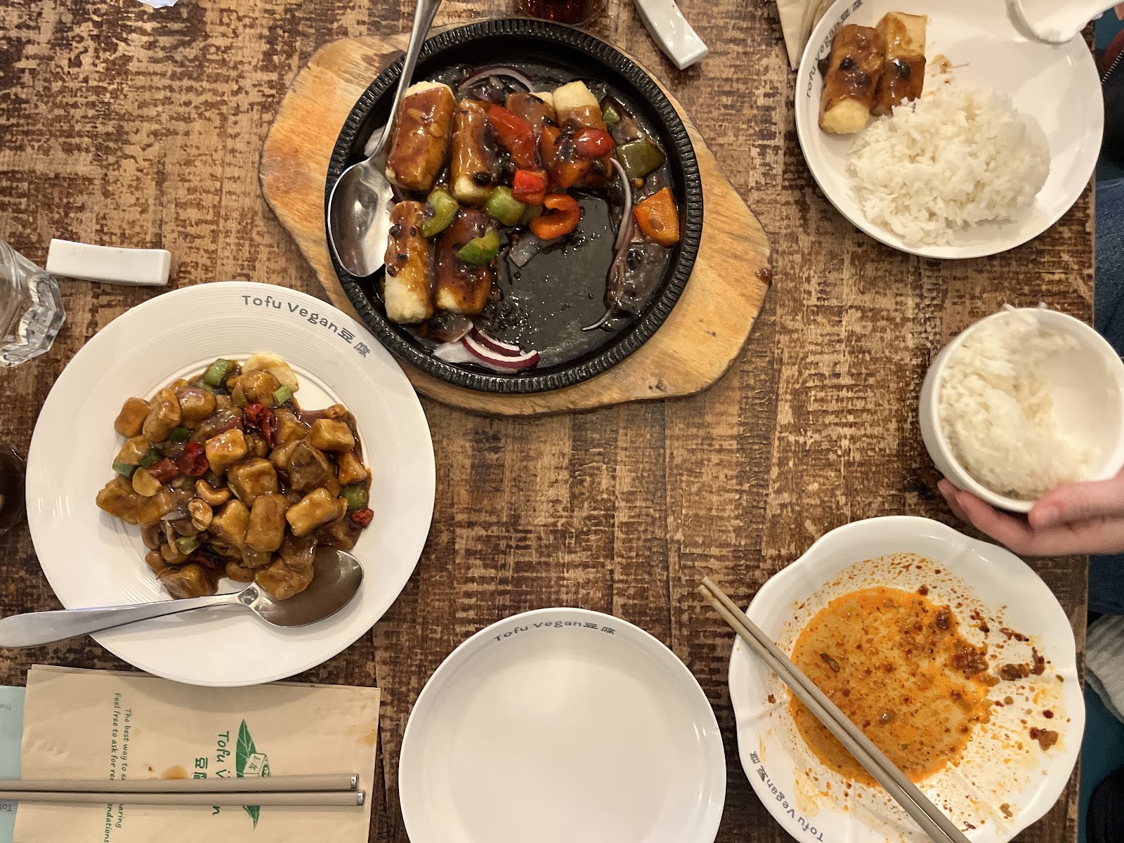 Tofu Vegan Golders Green: food & drinks