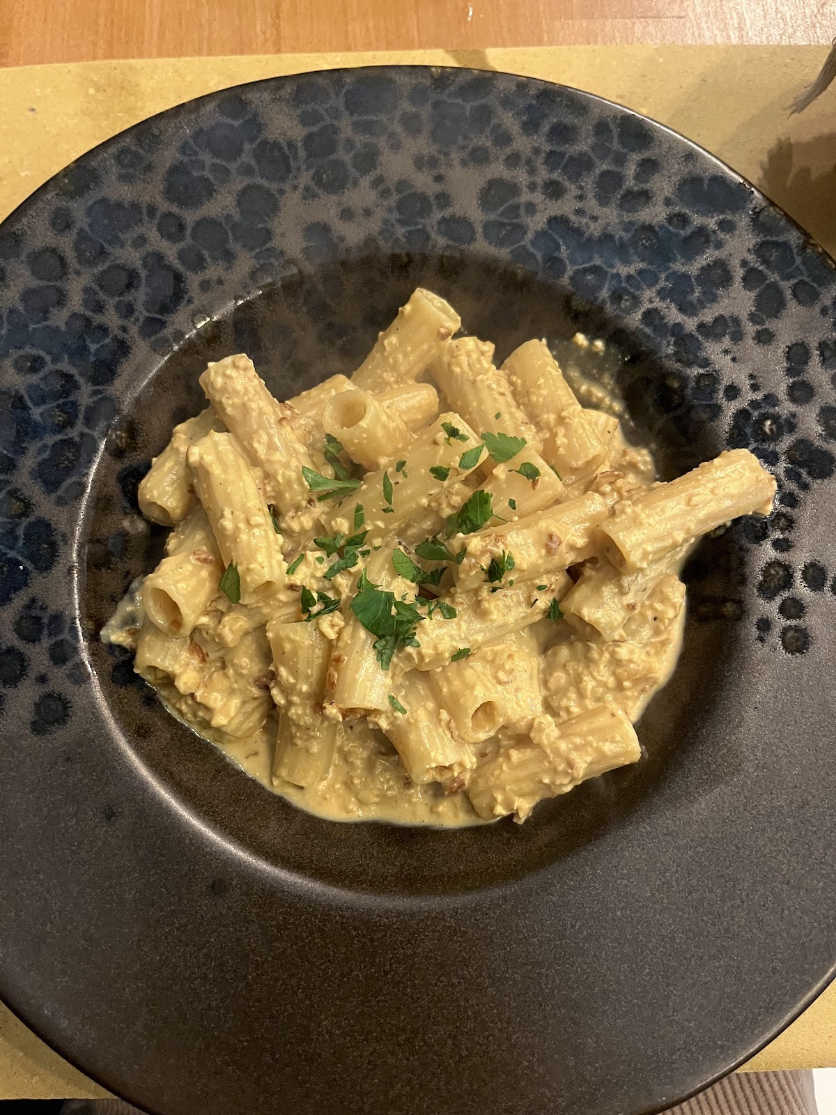 Mezzaluna: food & drinks