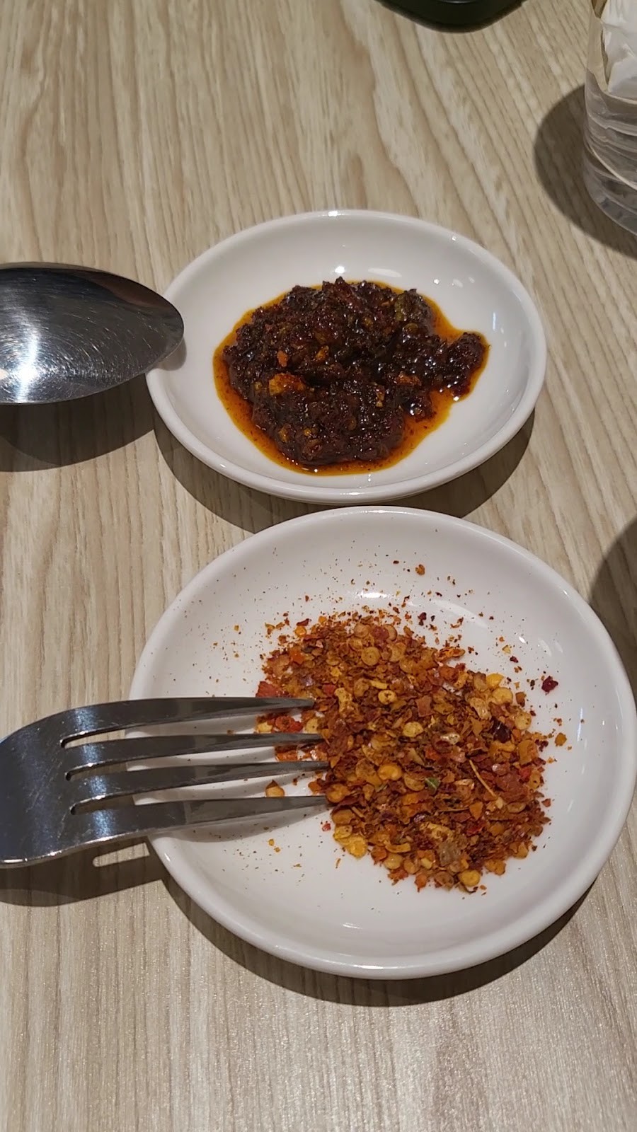 You Mian Zi - 有麵子蔬食料理: food & drinks
